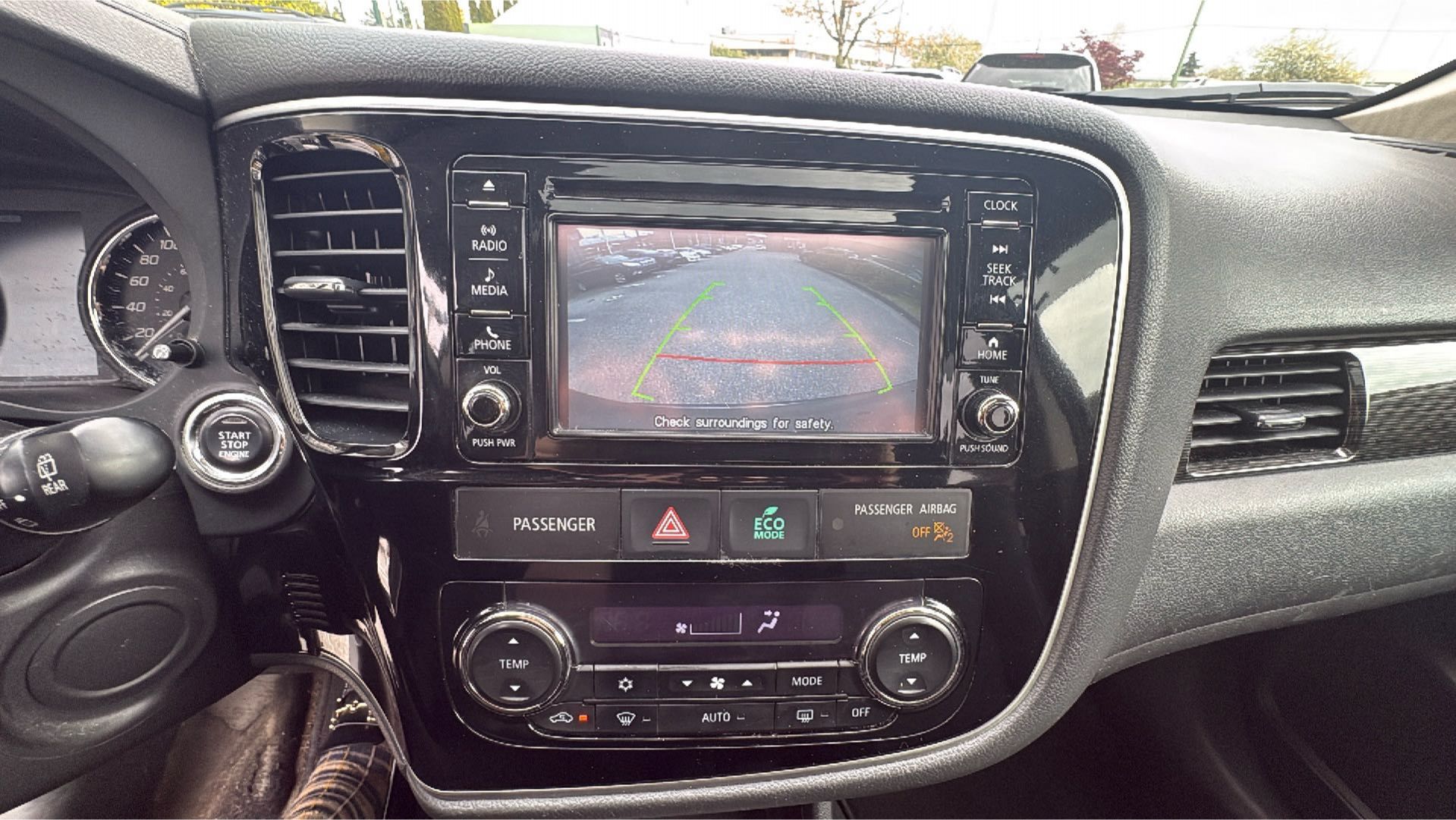2016  Outlander