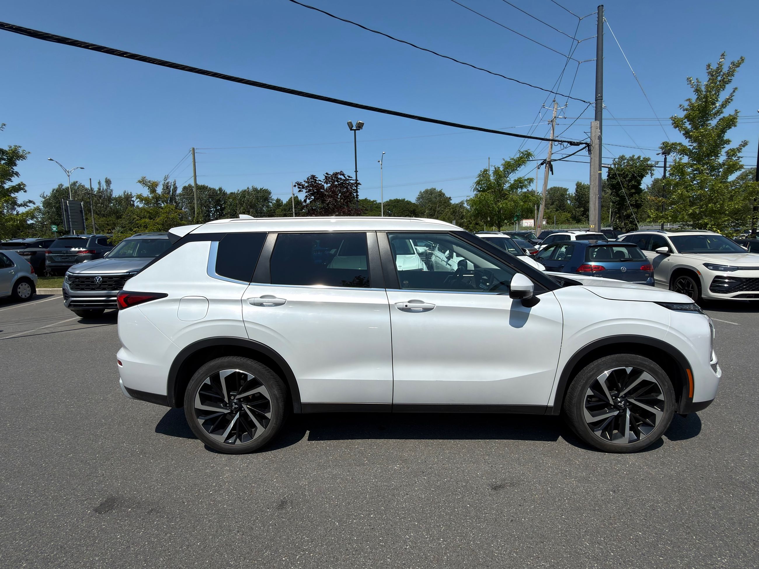 2022 Mitsubishi Outlander in Saint-Bruno-de-Montarville, Quebec