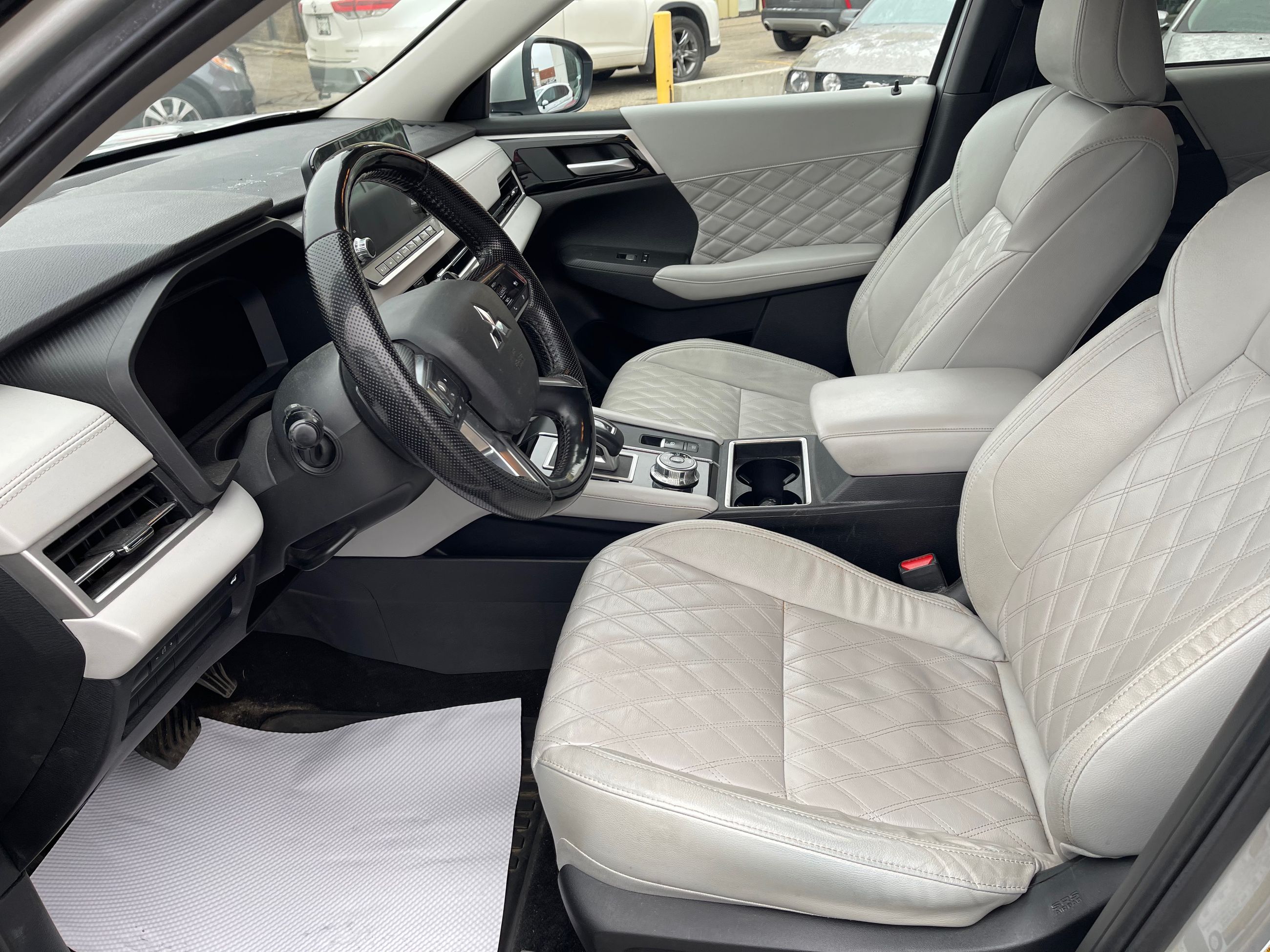 2024 Mitsubishi Outlander