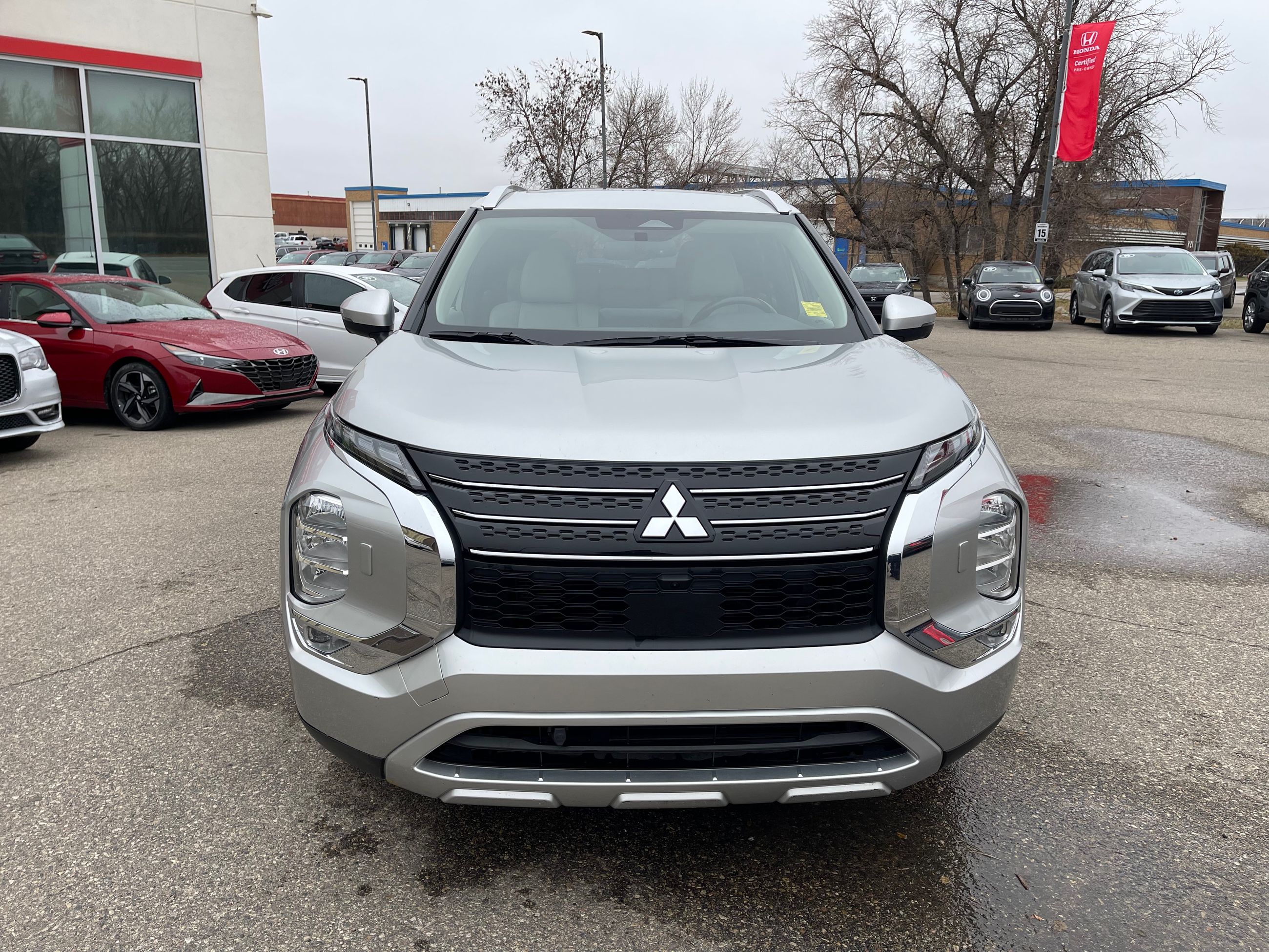 2024 Mitsubishi Outlander