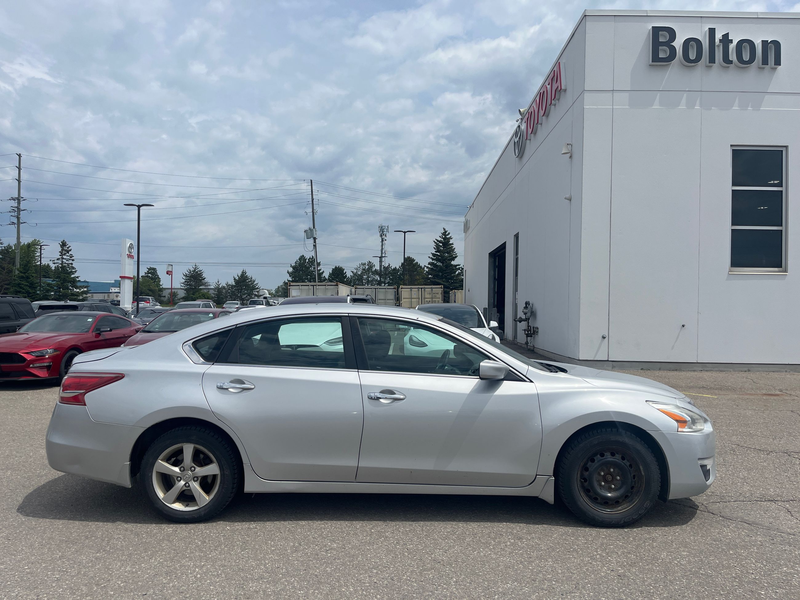 2013 Nissan Altima in Bolton, Ontario