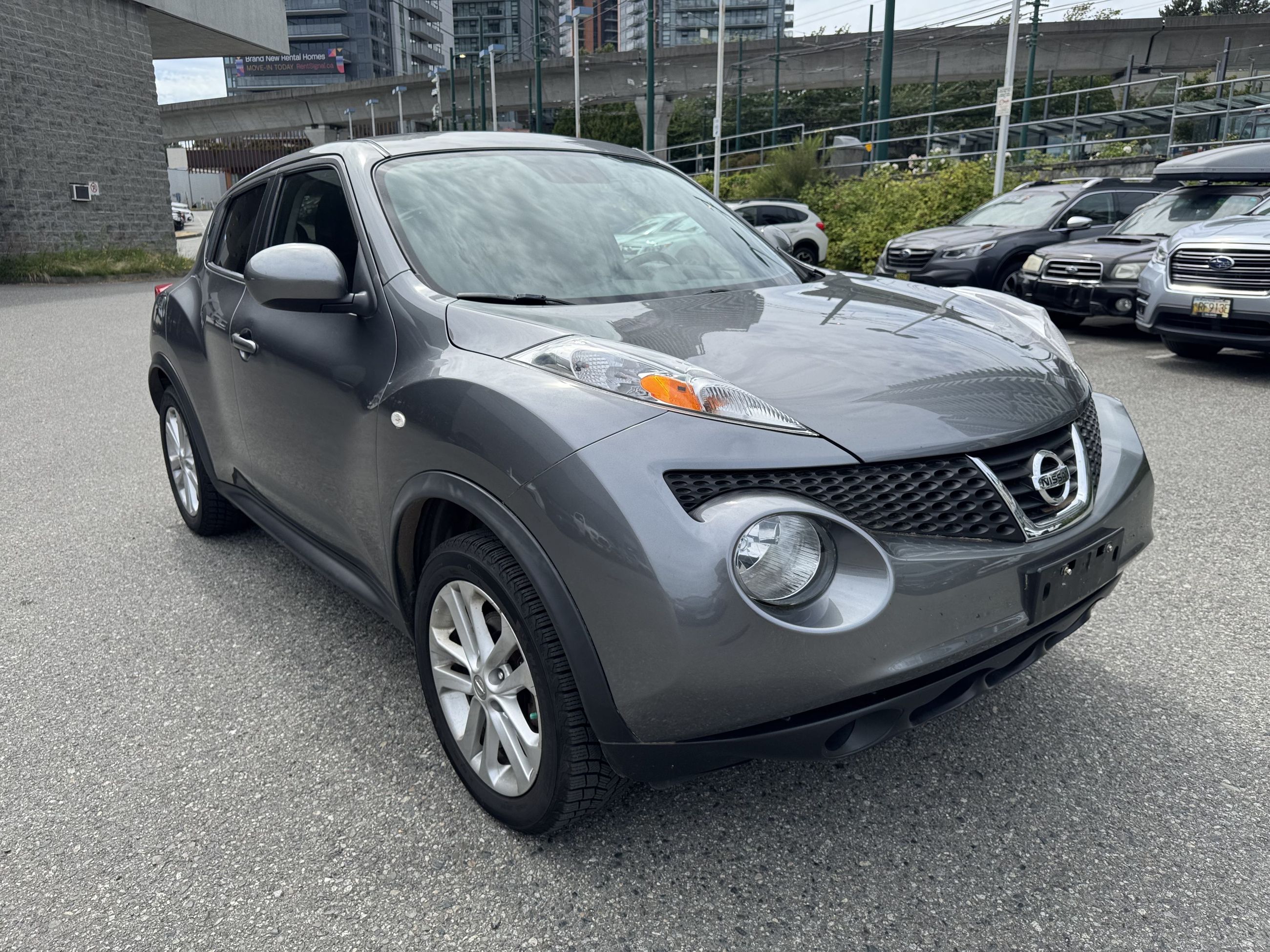 2014  JUKE