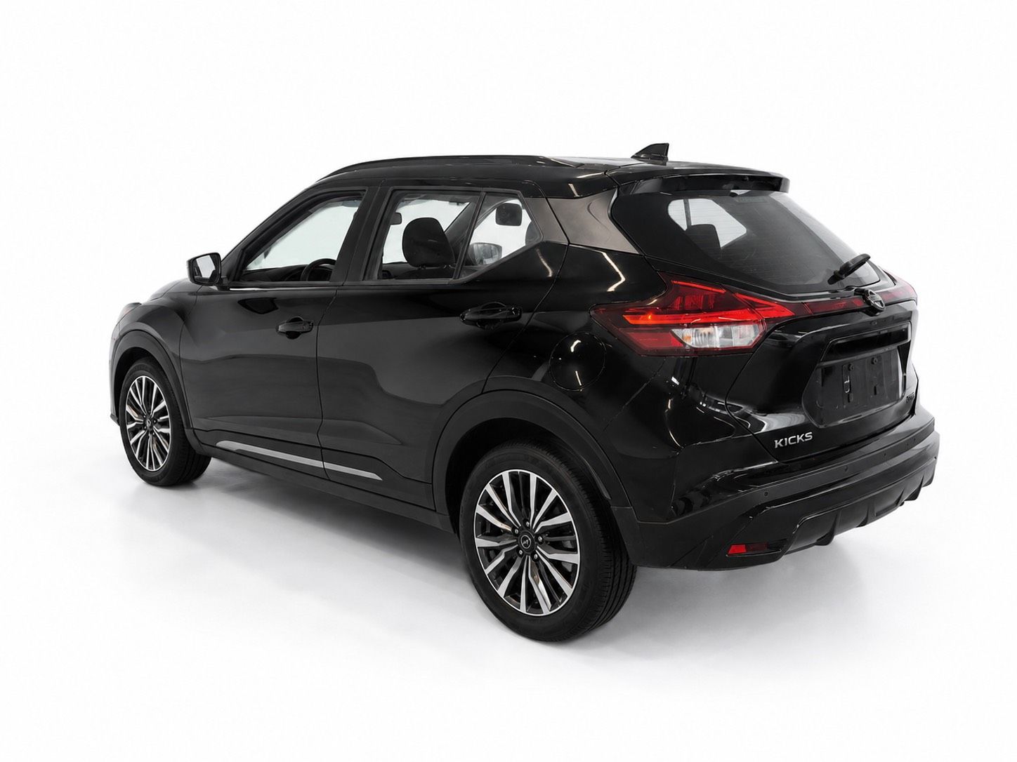 2024 Nissan Kicks