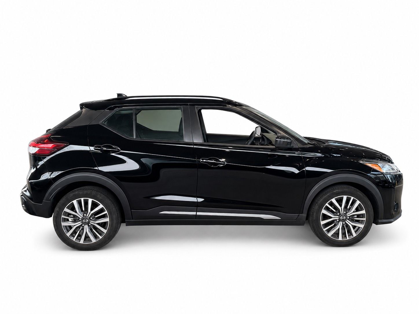 2024 Nissan Kicks