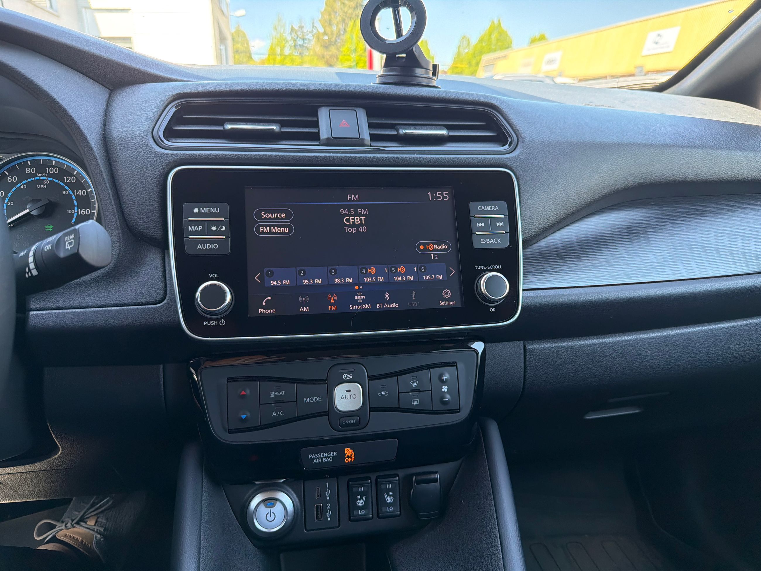 2020  Leaf