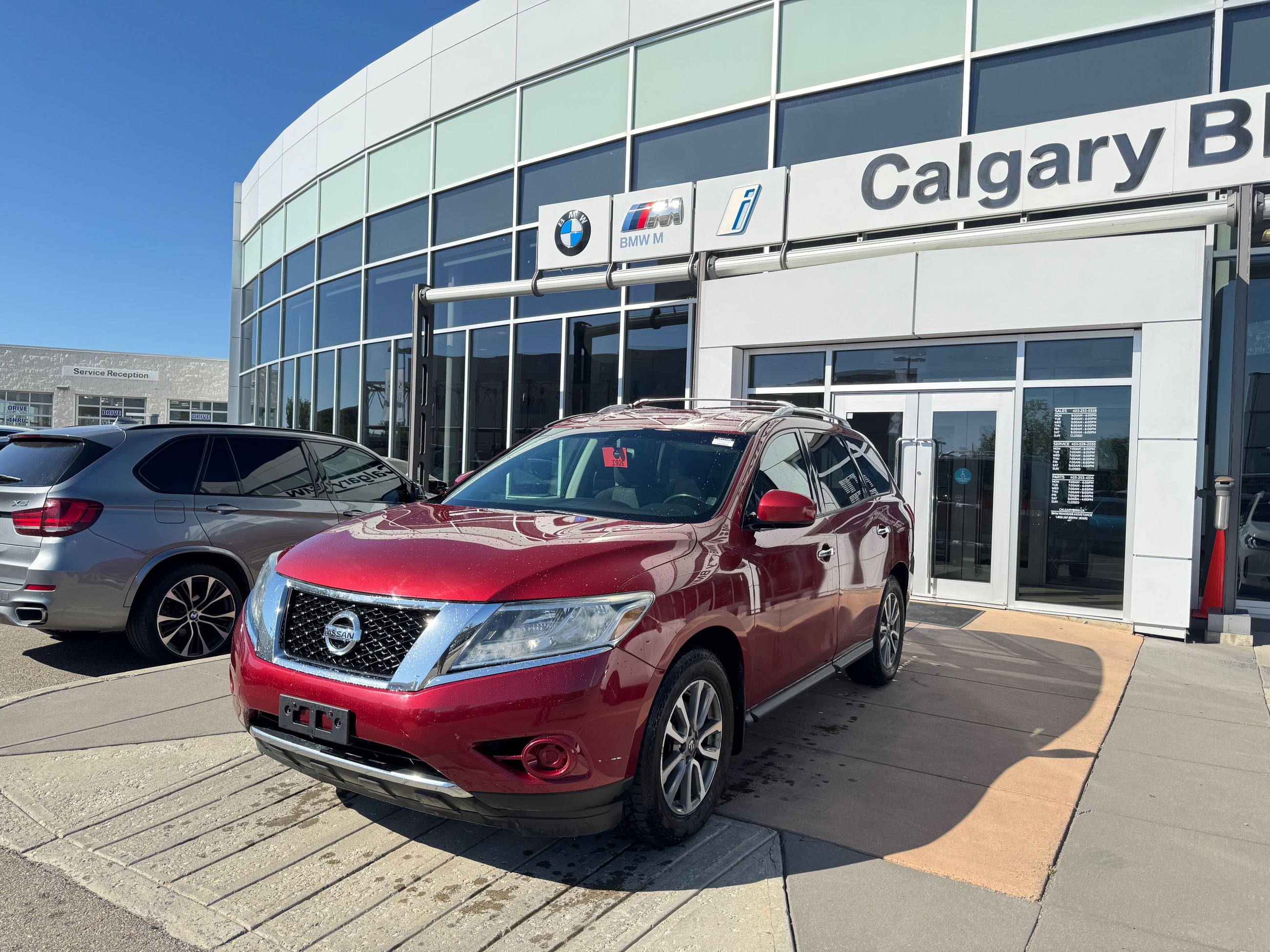 2013 Nissan Pathfinder in Calgary, Alberta