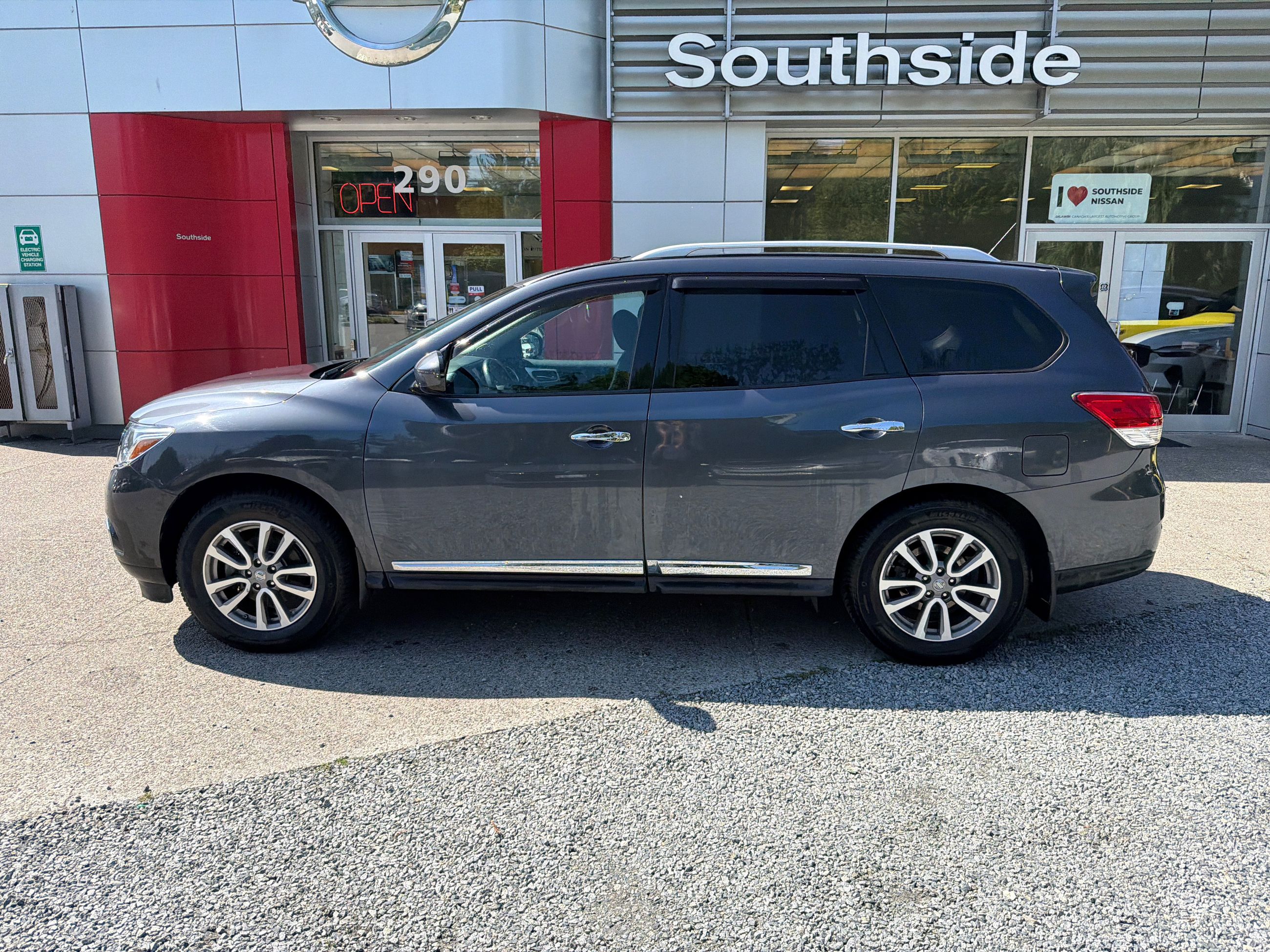 2014  Pathfinder