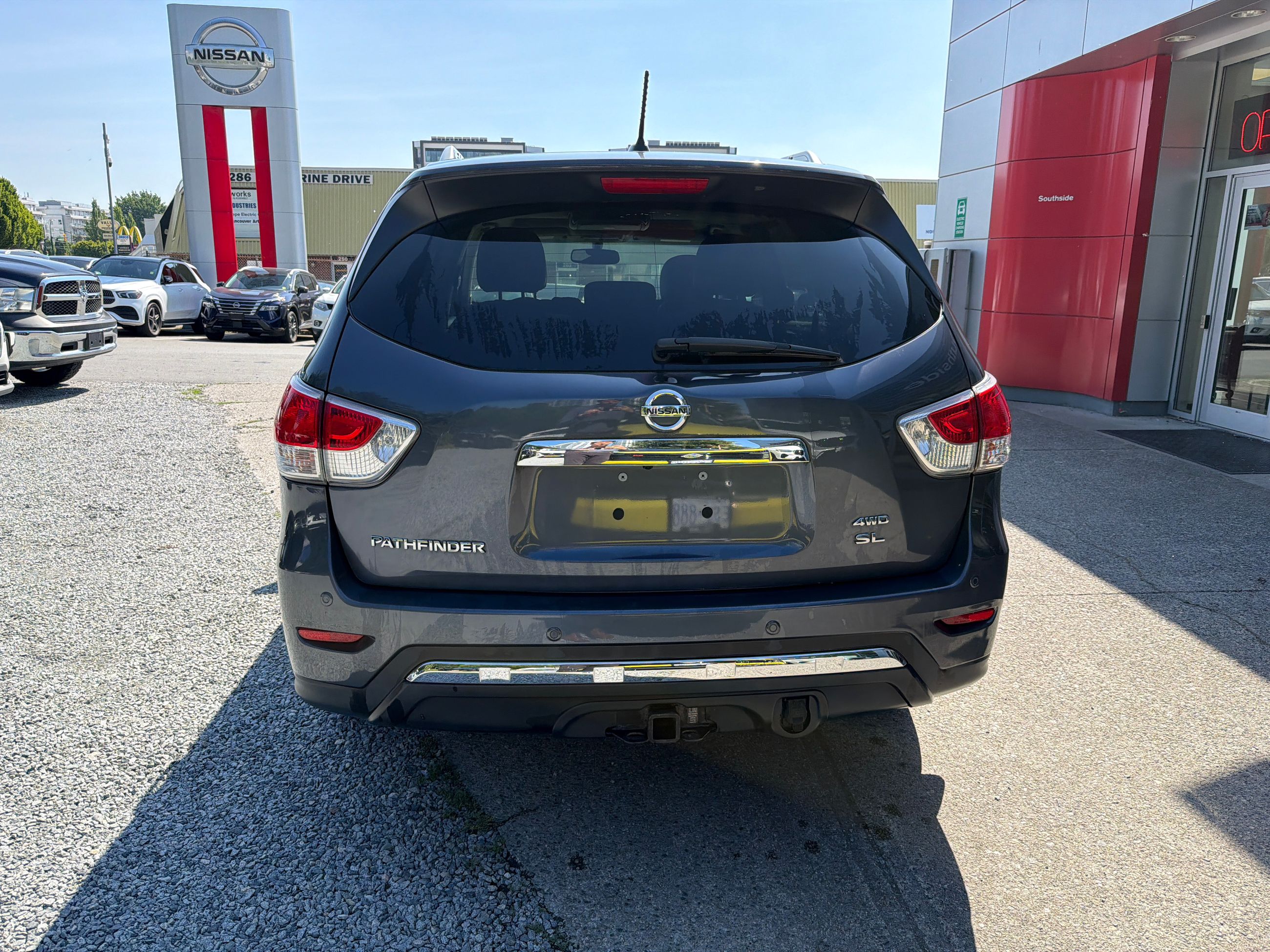 2014  Pathfinder