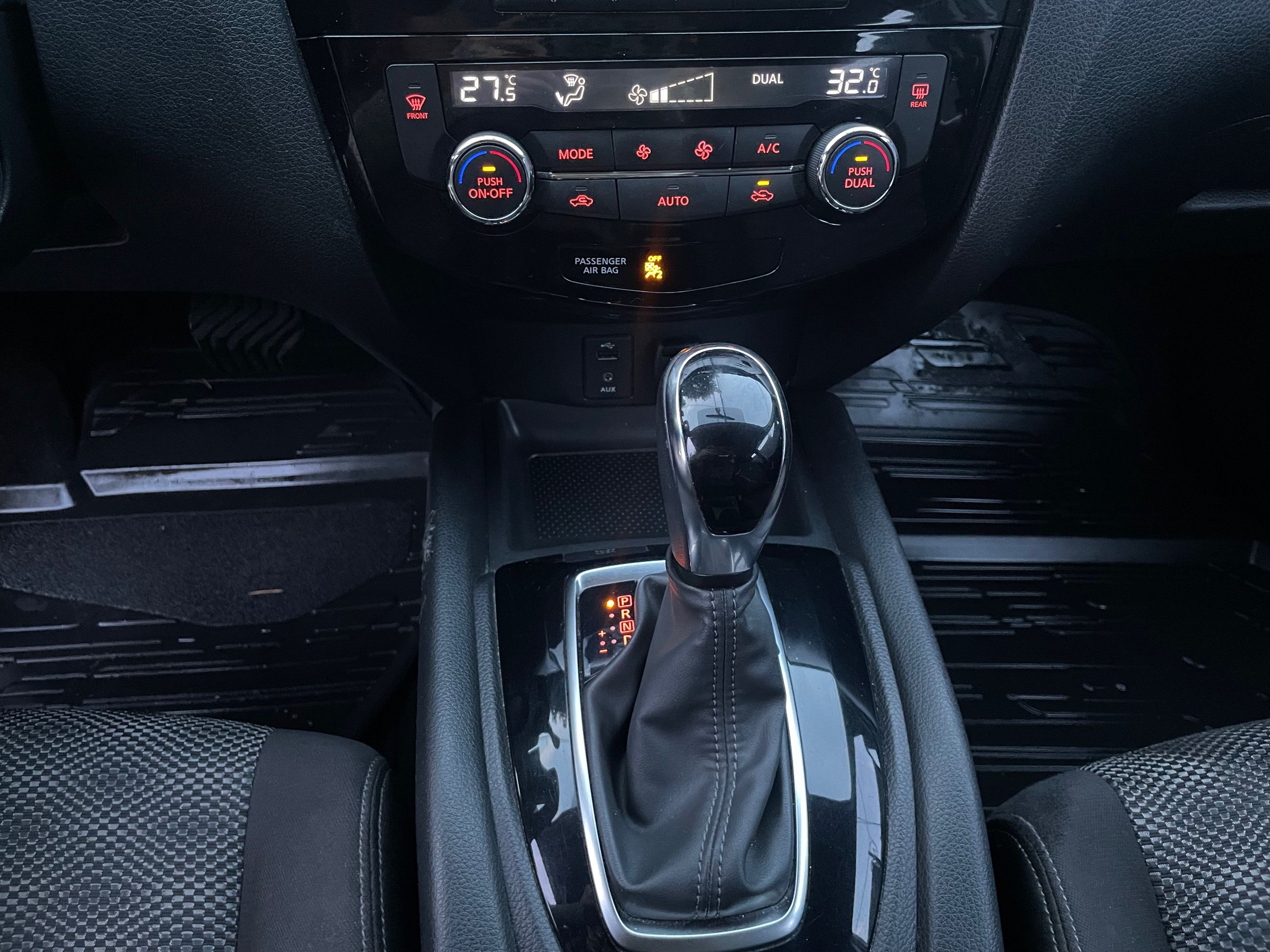 2018  Qashqai