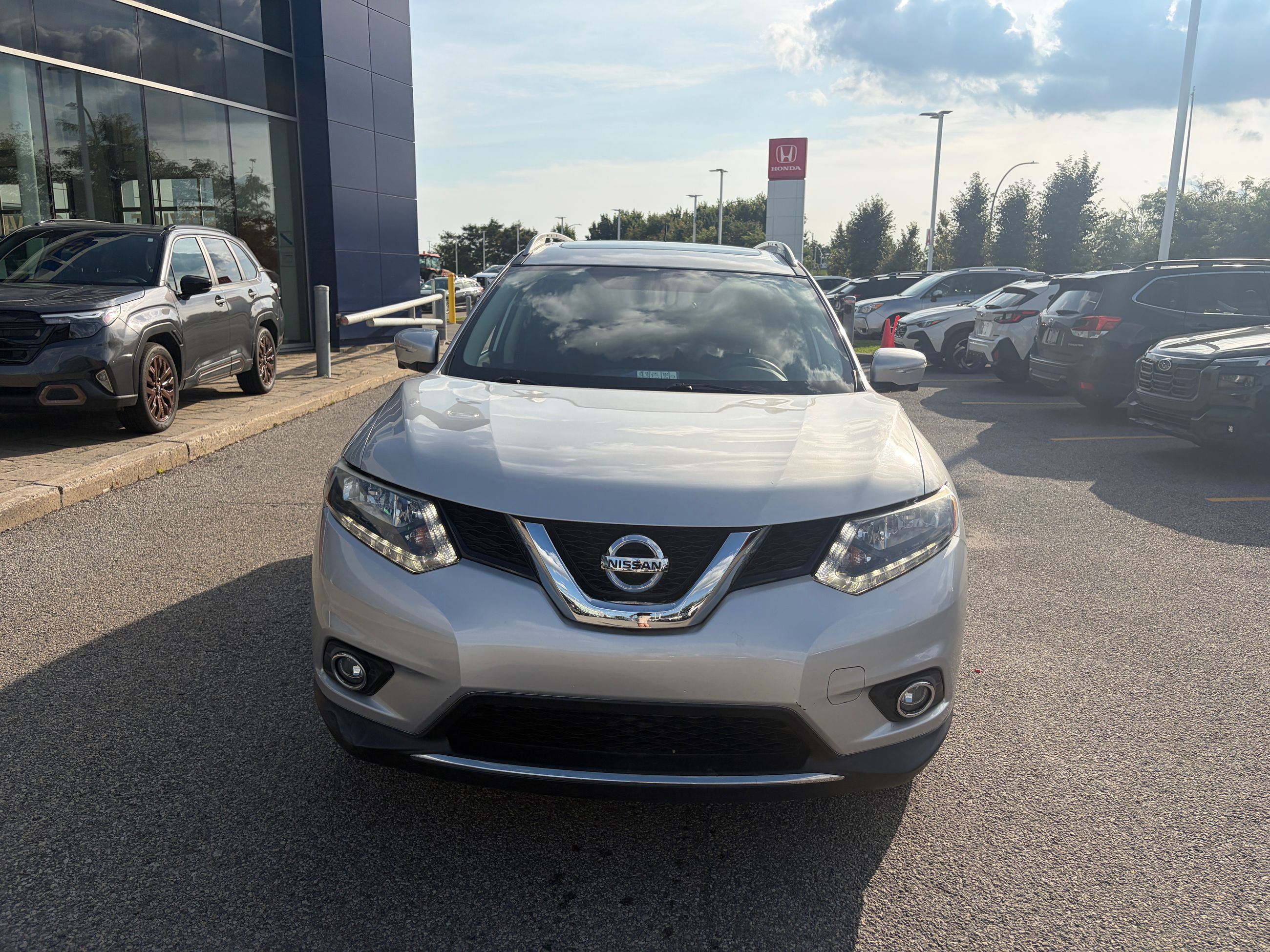 Nissan Rogue  2015