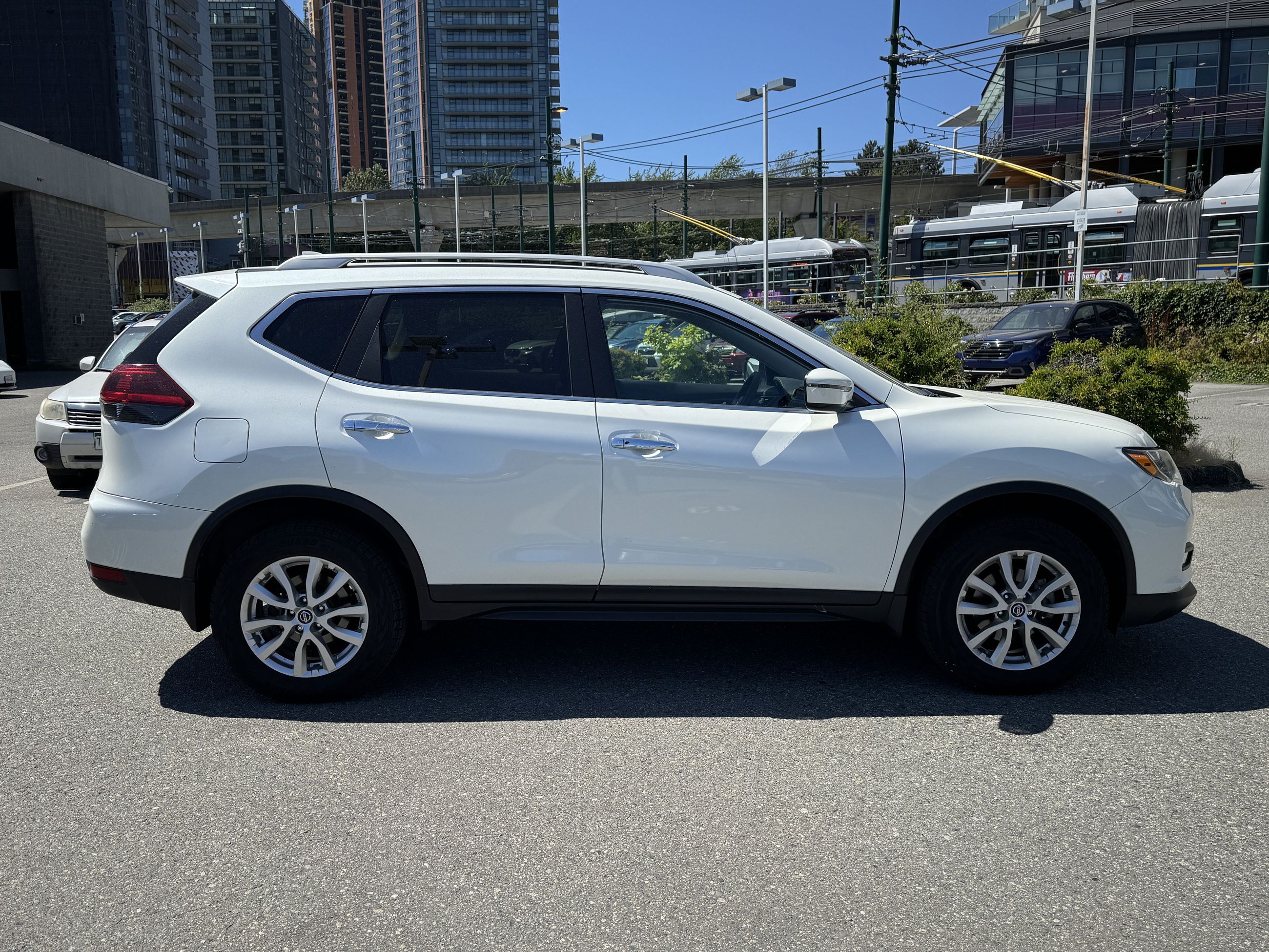 2020 Nissan Rogue in Vancouver, British Columbia