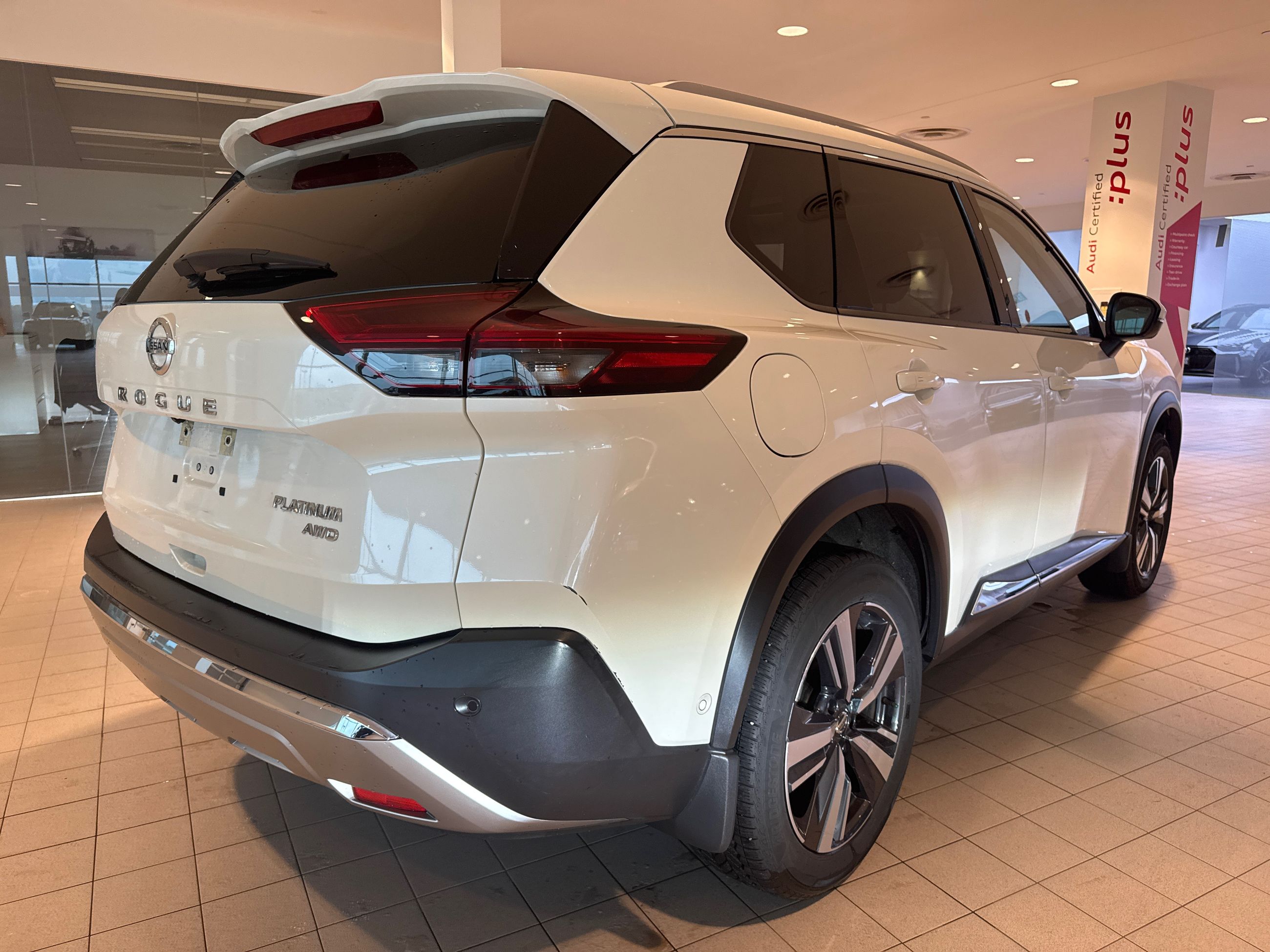 Nissan Rogue  2021 à Toronto, Ontario