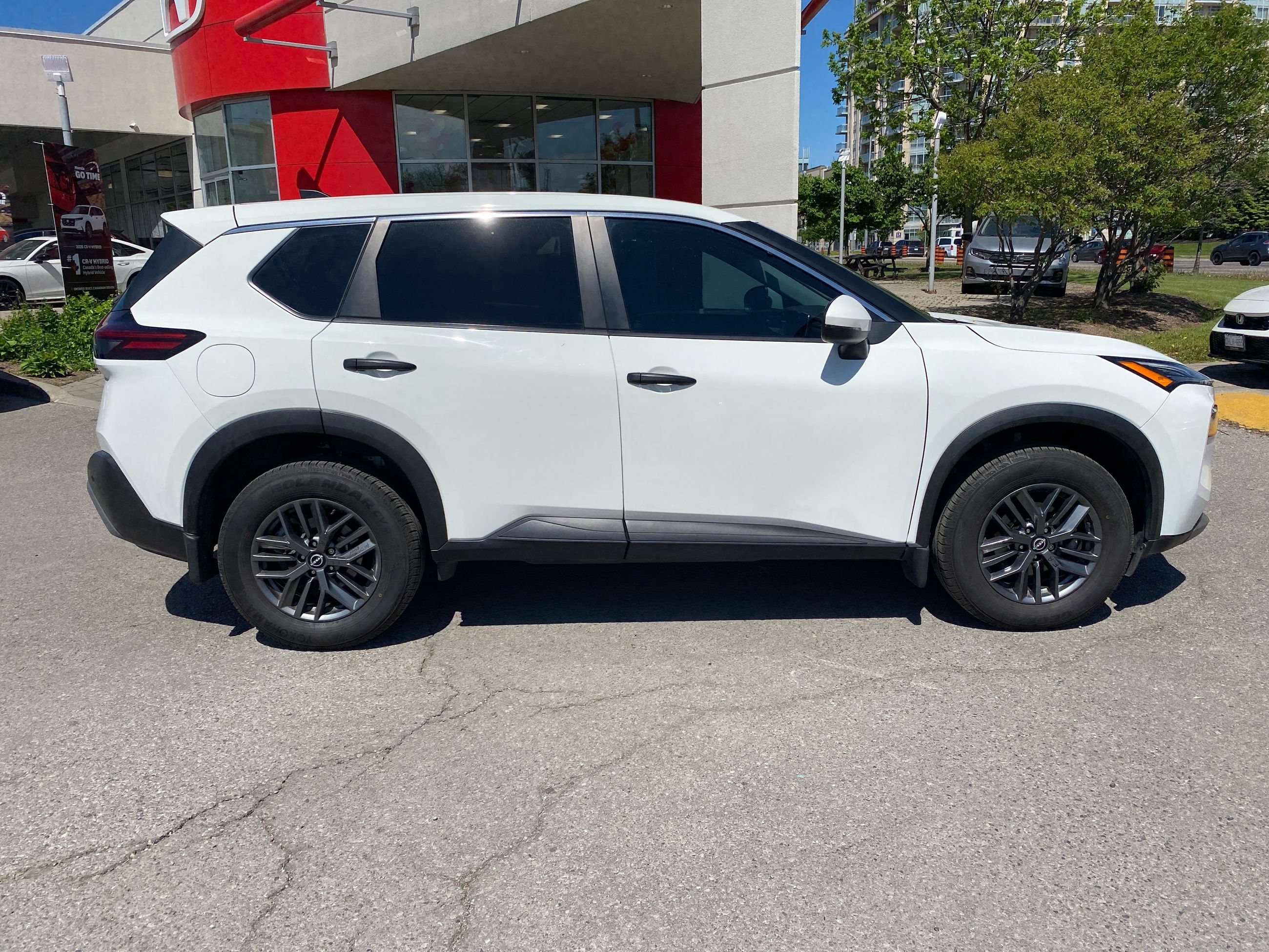 2022 Nissan Rogue in Markham, Ontario