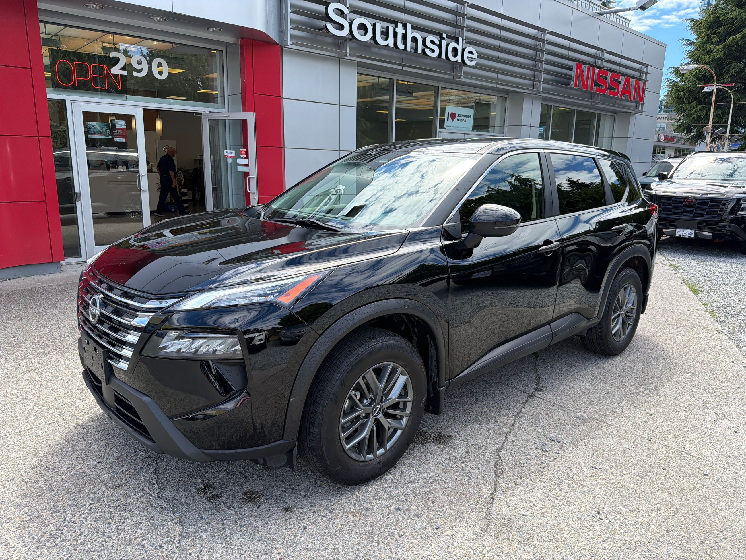 2024 Nissan Rogue in Vancouver, British Columbia