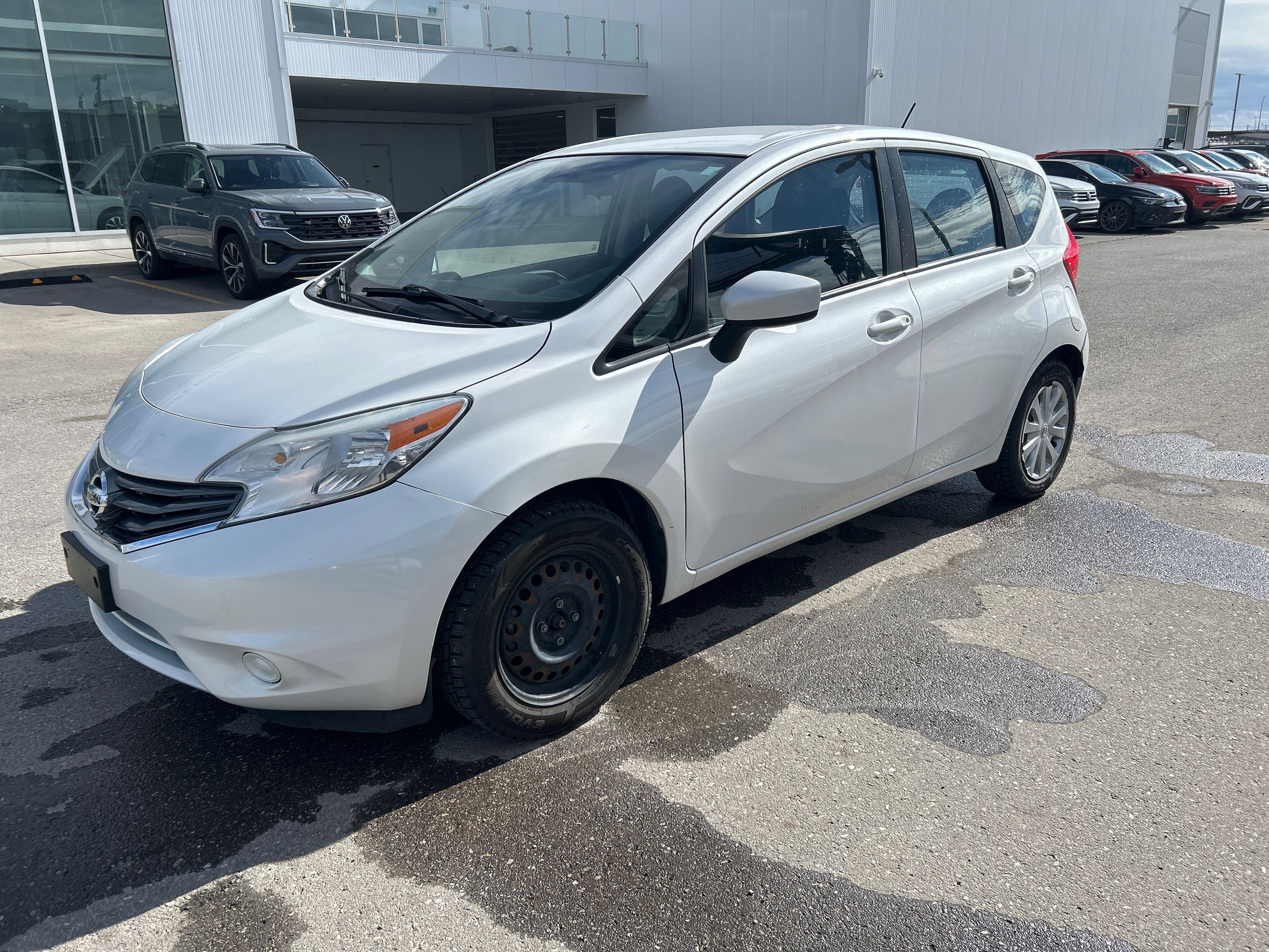 2015 Nissan Versa Note Hatchback 1.6 S CVT