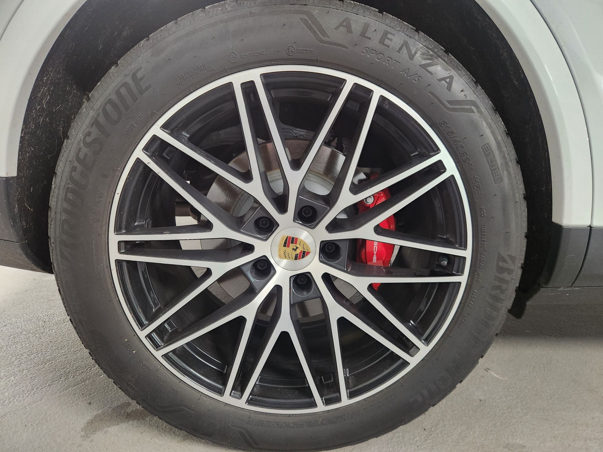 2024 Porsche Cayenne