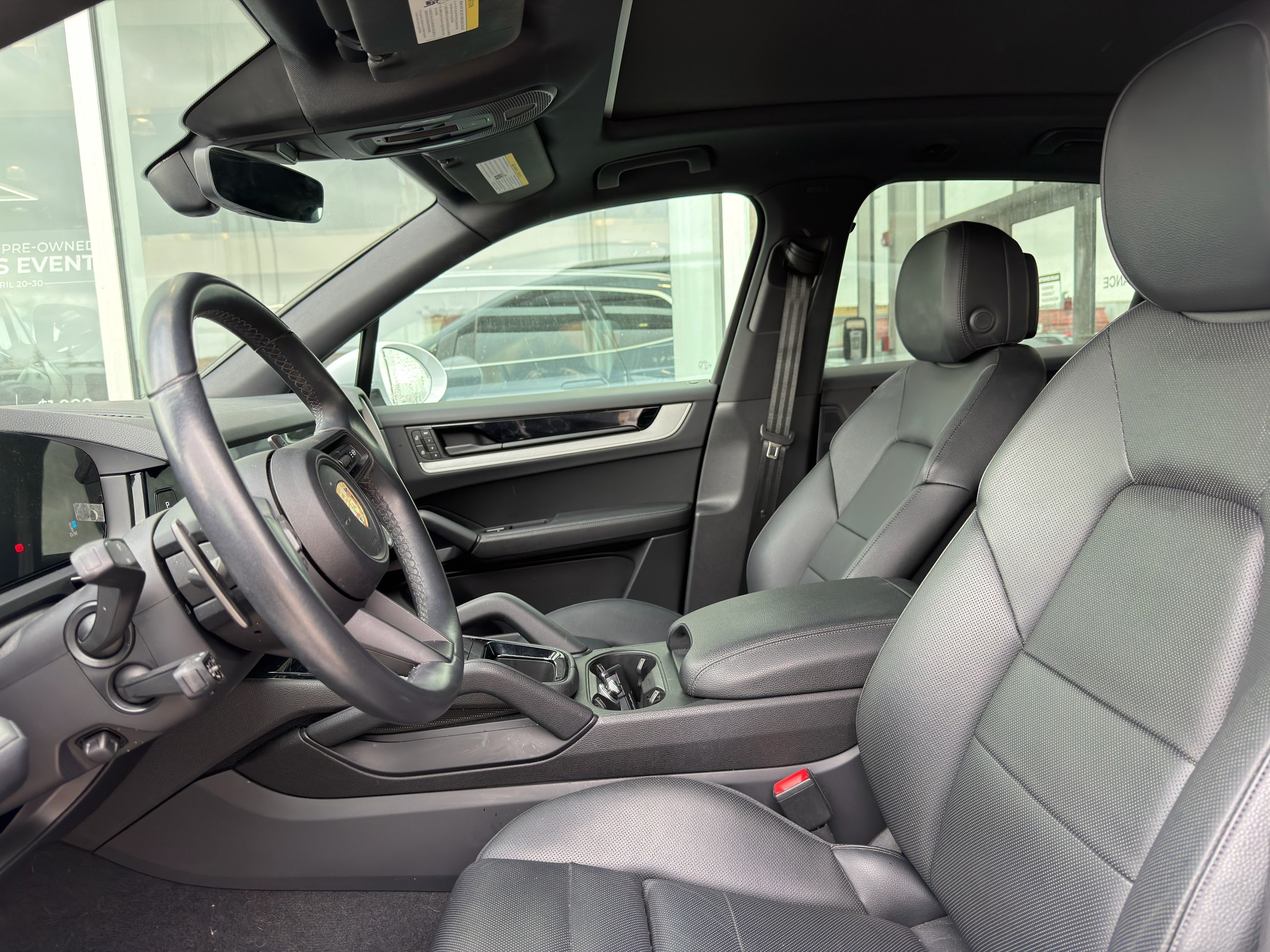 2024 Porsche Cayenne in Regina, Saskatchewan