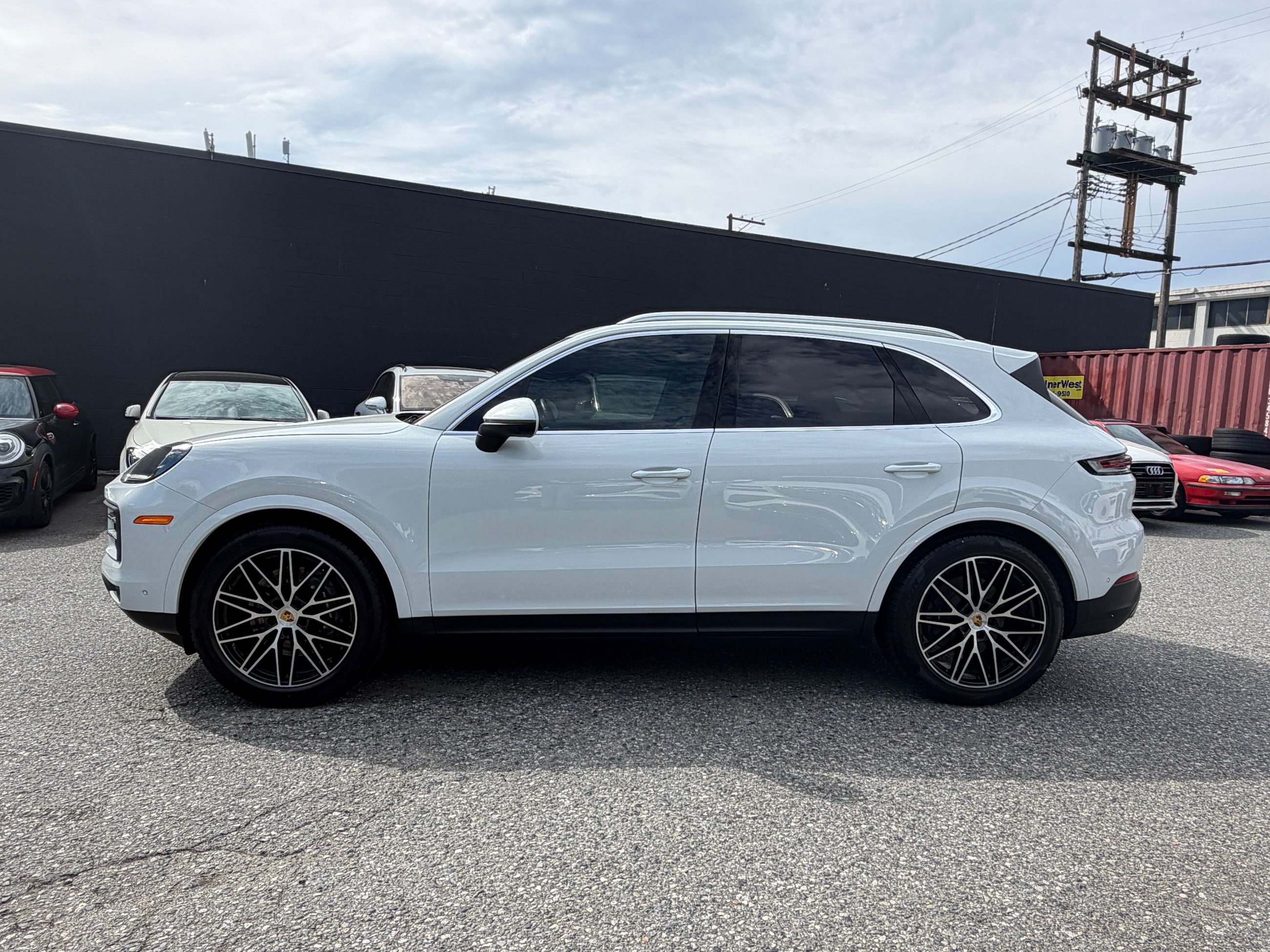 2024  Cayenne