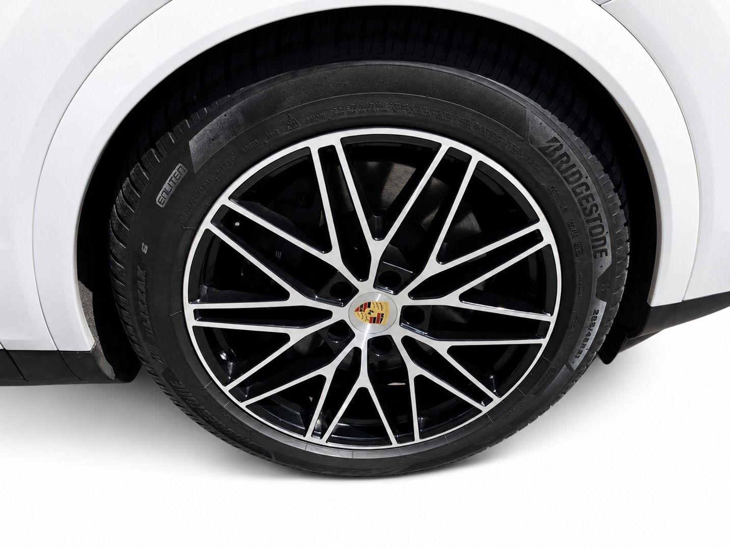 2024 Porsche Cayenne