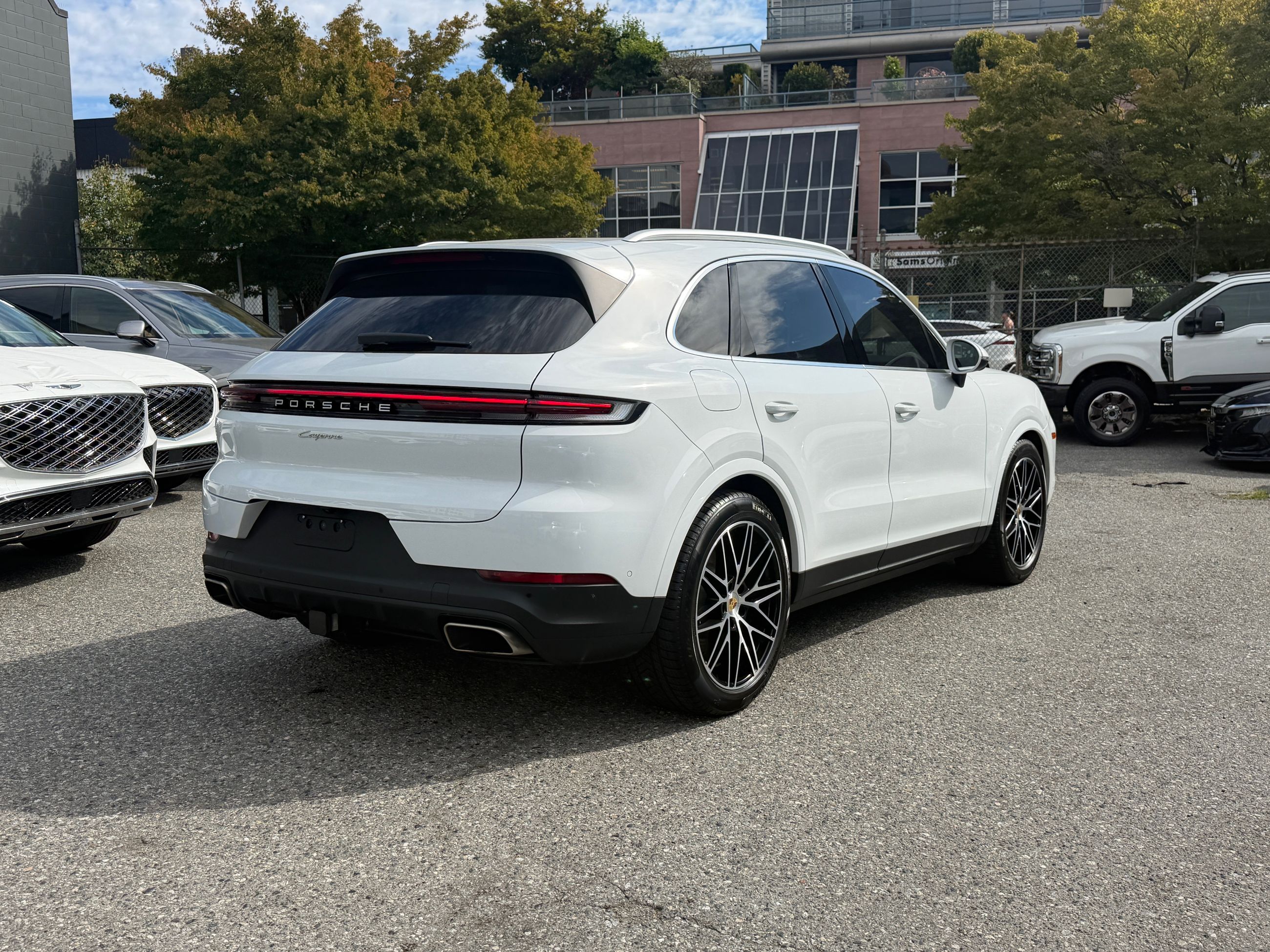 2024  Cayenne