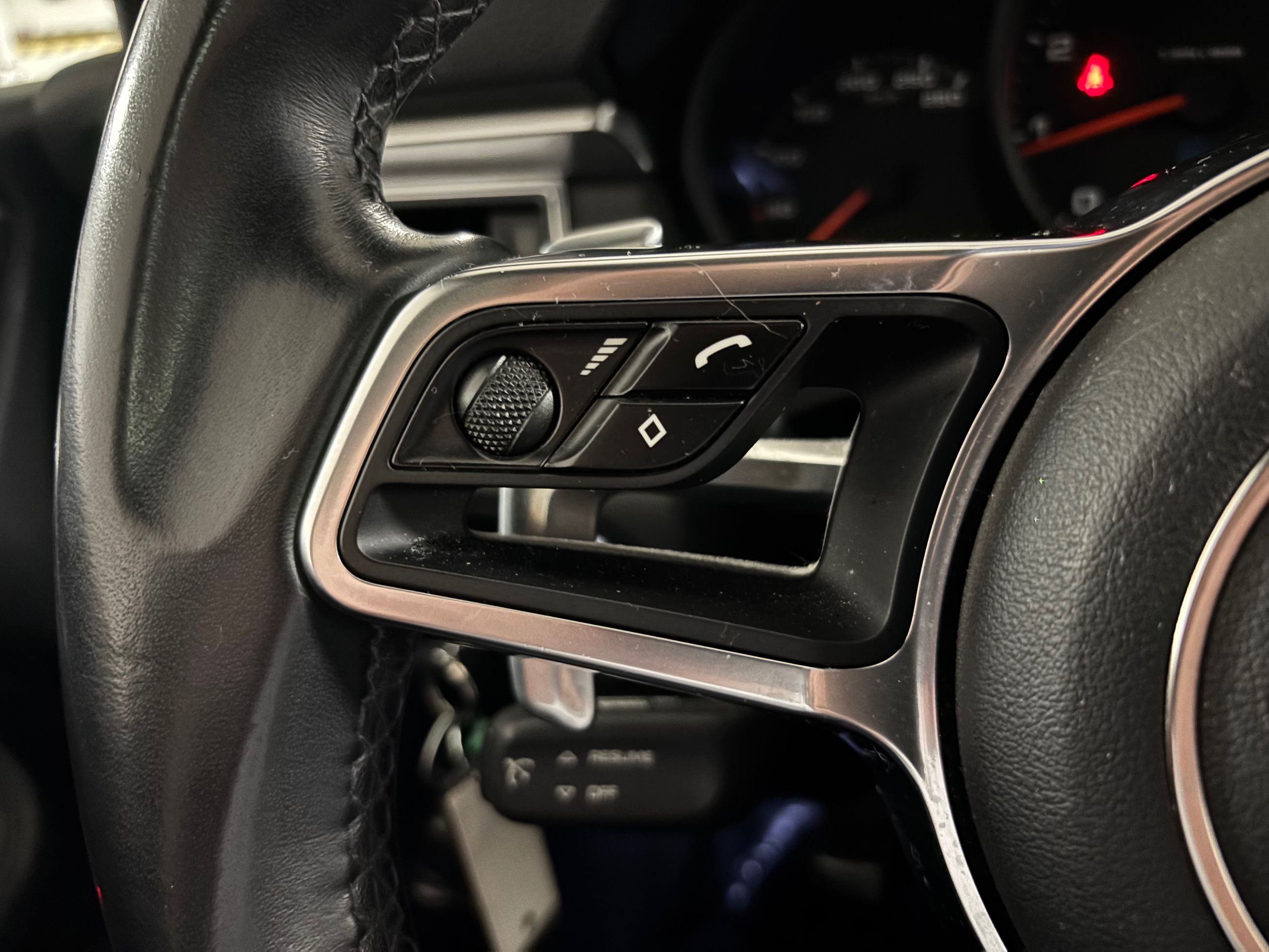 2017 Porsche Macan in Vancouver, British Columbia