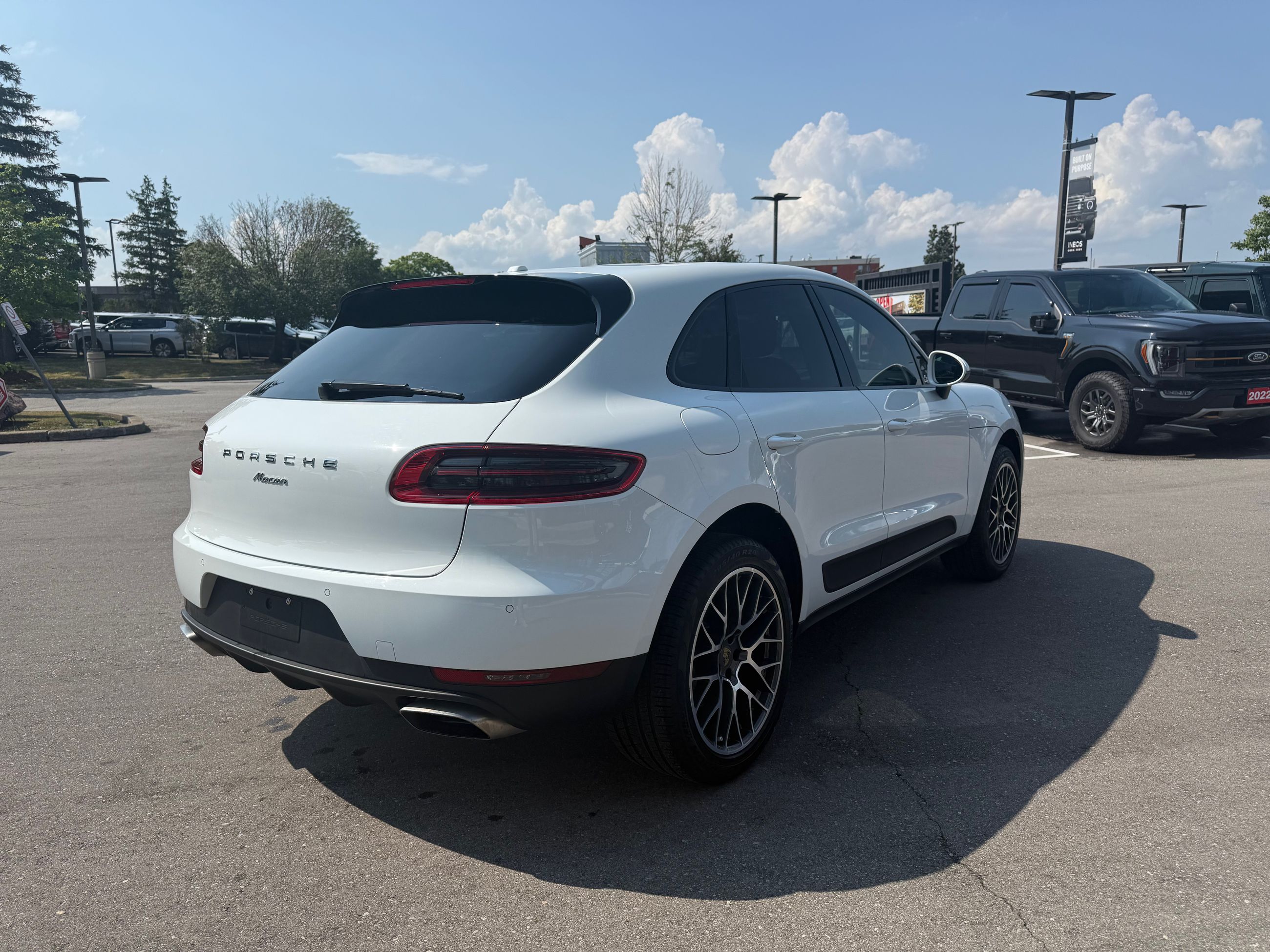 2018 Porsche Macan in Mississauga, Ontario