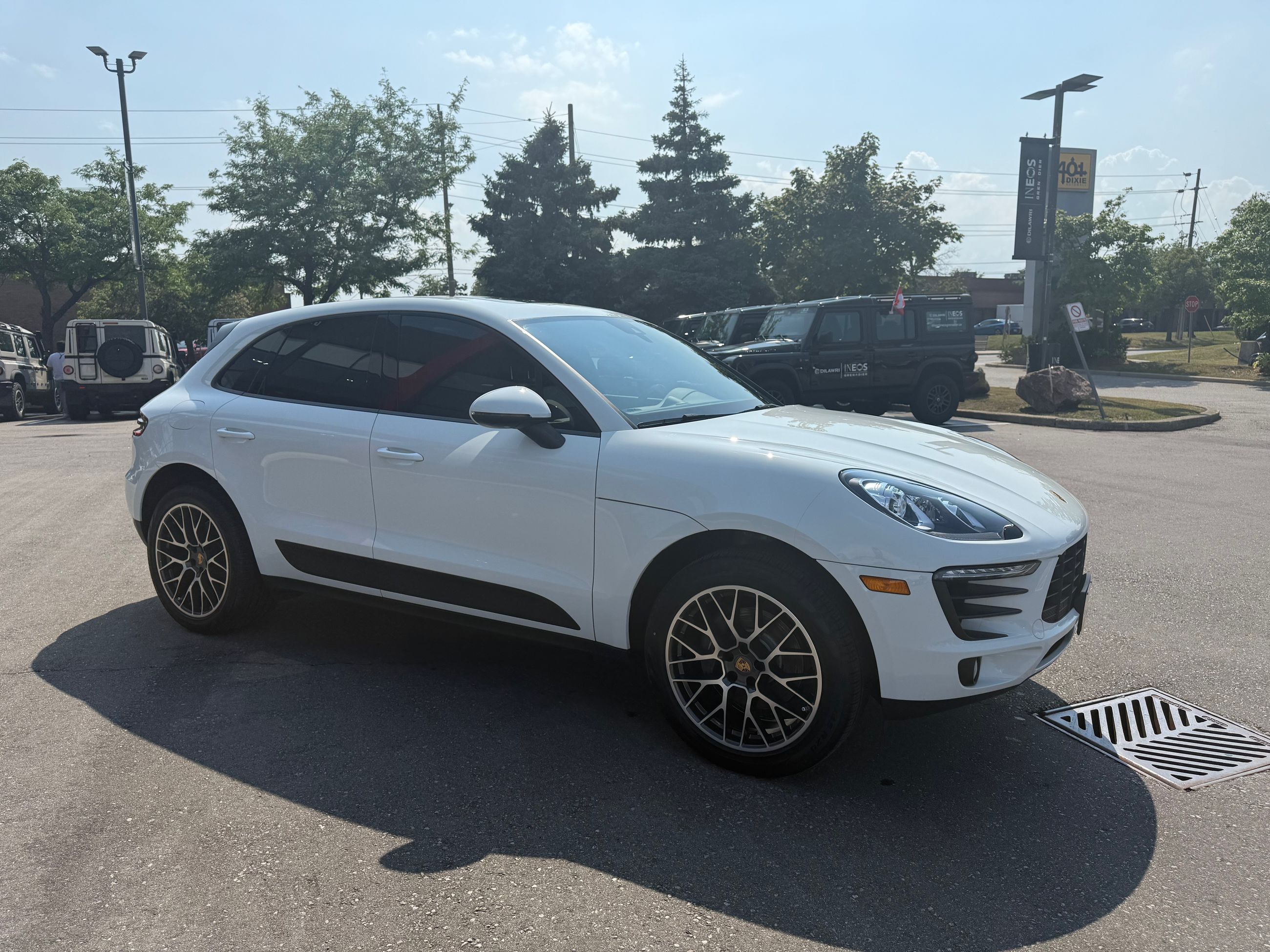 2018 Porsche Macan in Mississauga, Ontario