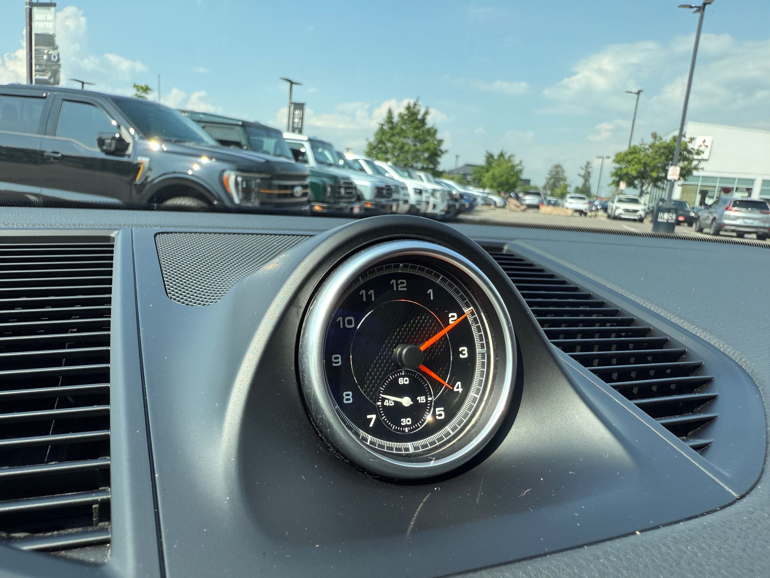 2018 Porsche Macan in Mississauga, Ontario