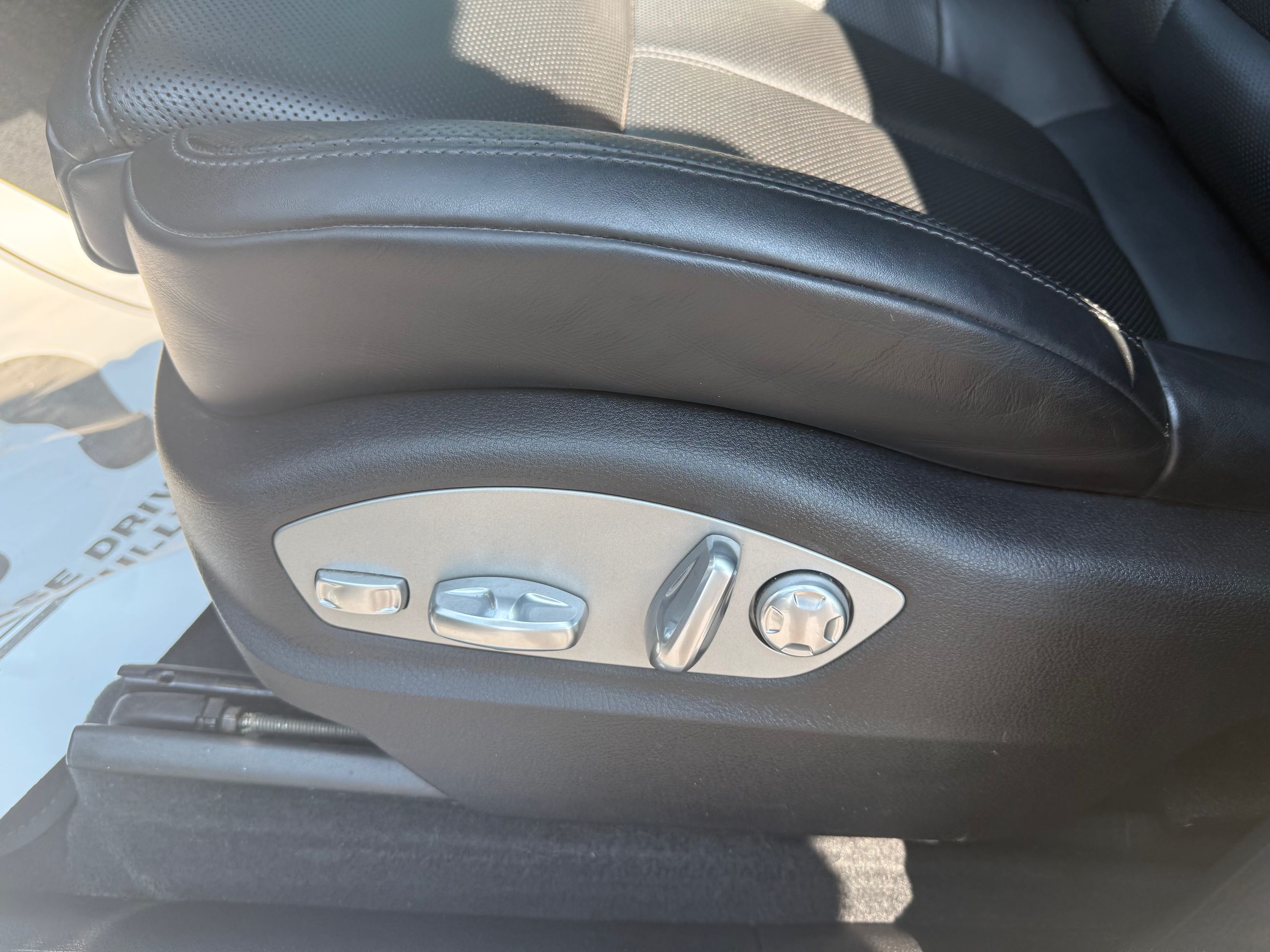 2018 Porsche Macan in Mississauga, Ontario