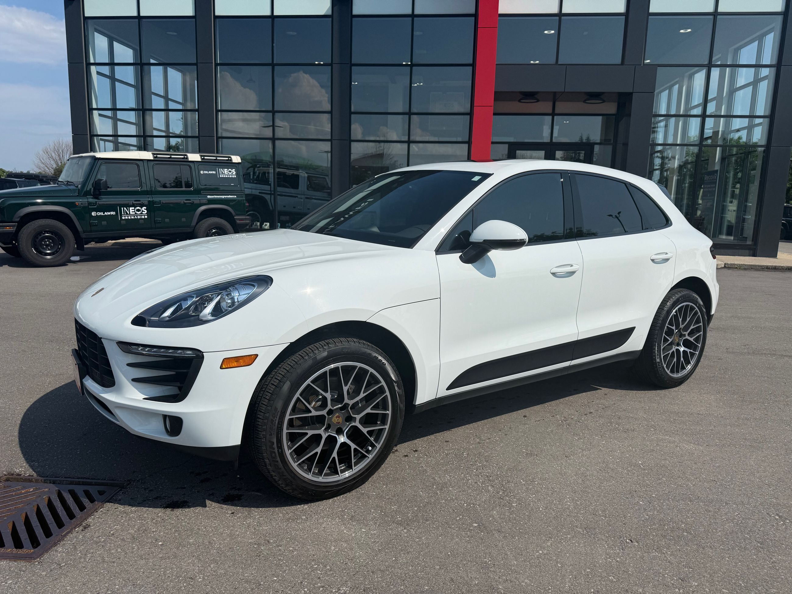 2018 Porsche Macan in Mississauga, Ontario