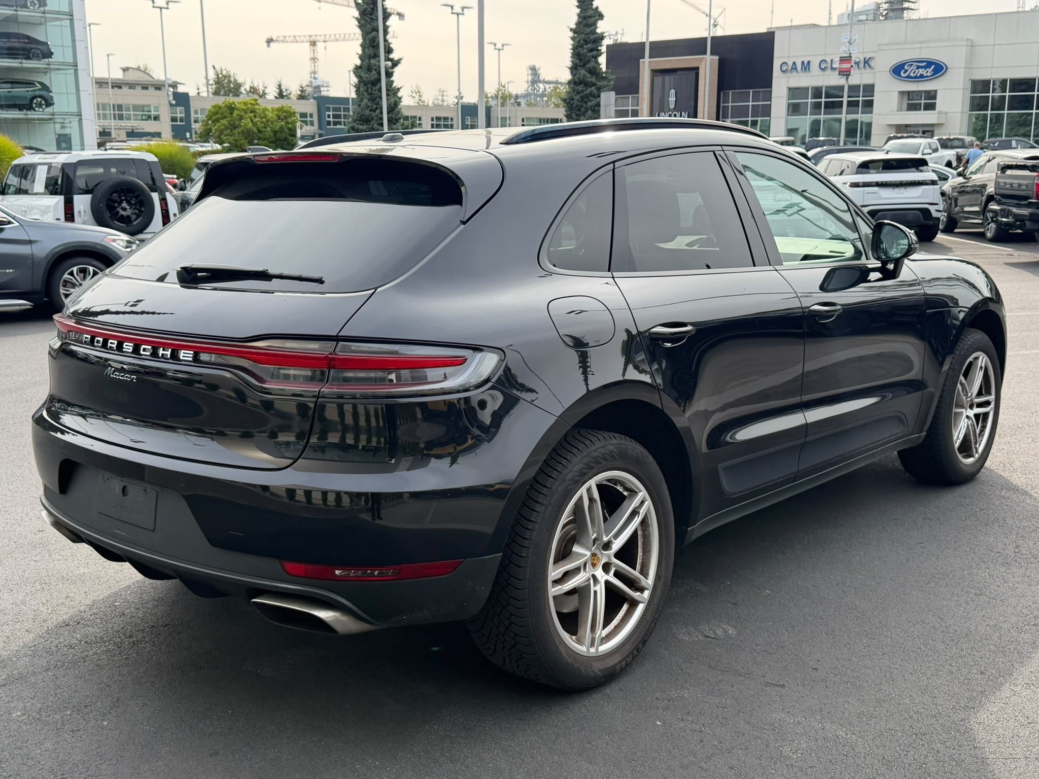 2019  Macan