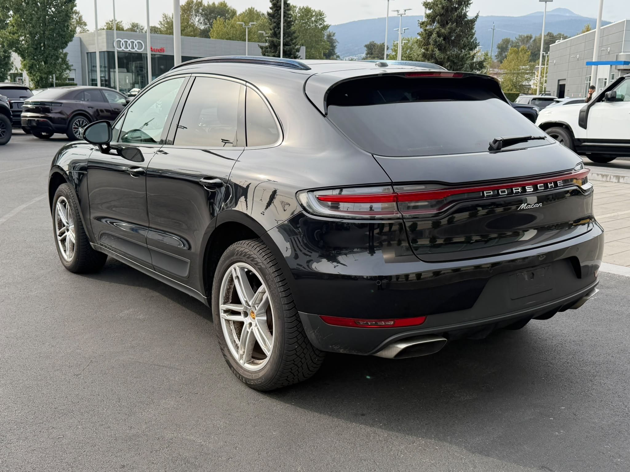 2019  Macan