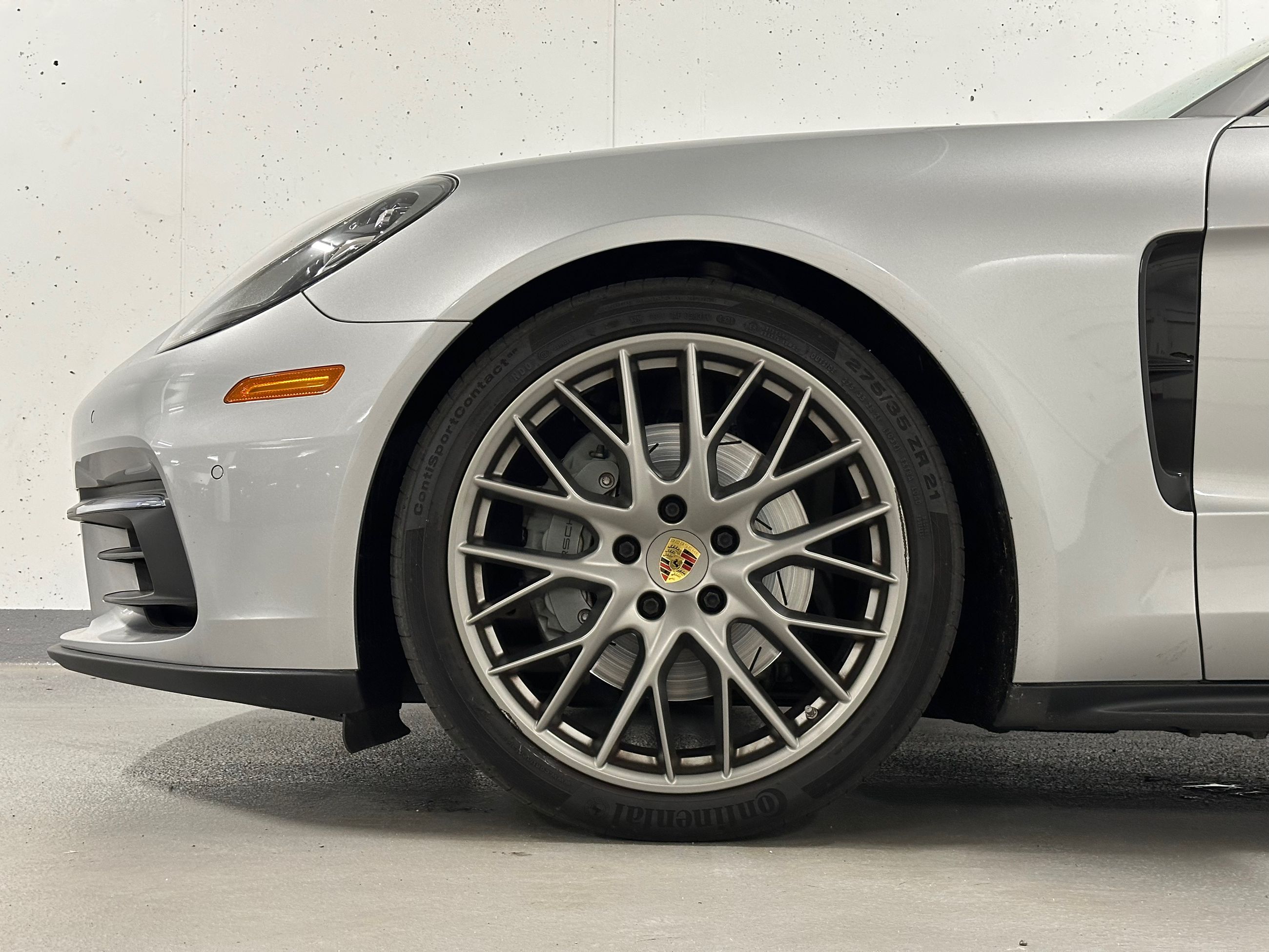 Porsche Panamera  2018 à Vancouver, Colombie-Britannique