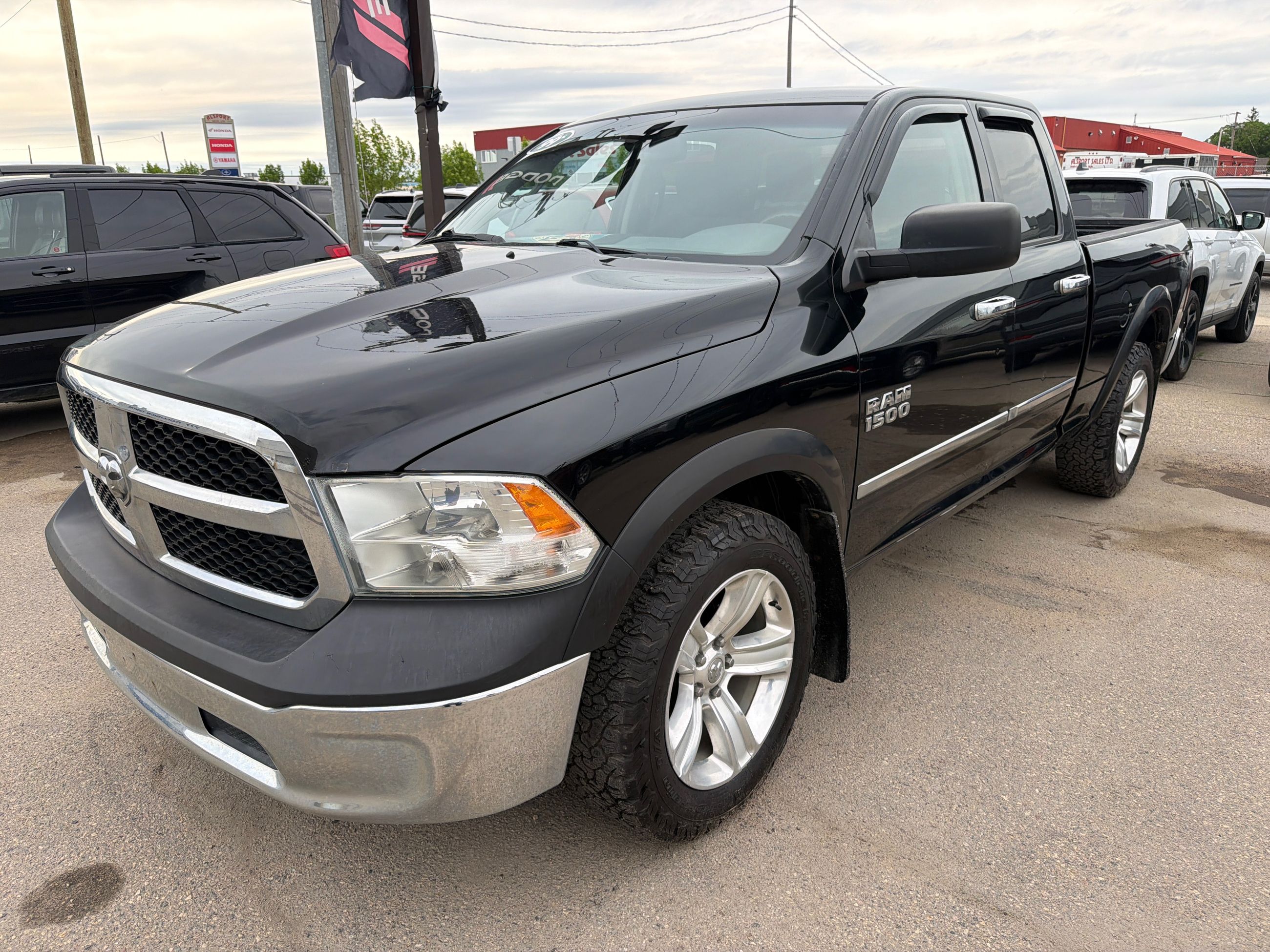 2013 RAM 1500 Crew Cab ST SWB 4WD