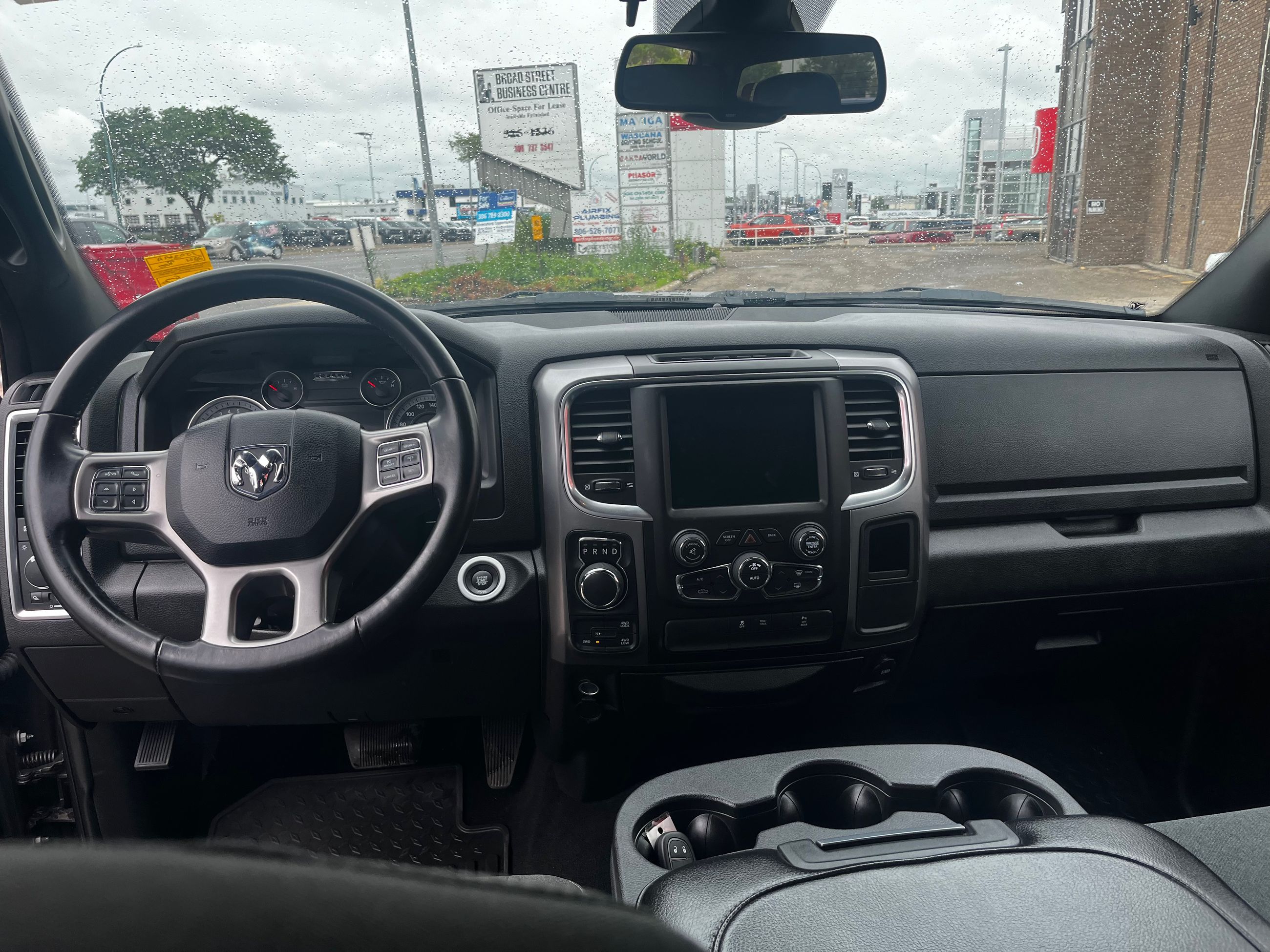 2021 Ram RAM 1500 Classic Crew Cab 4x4 (DS) in Regina, Saskatchewan