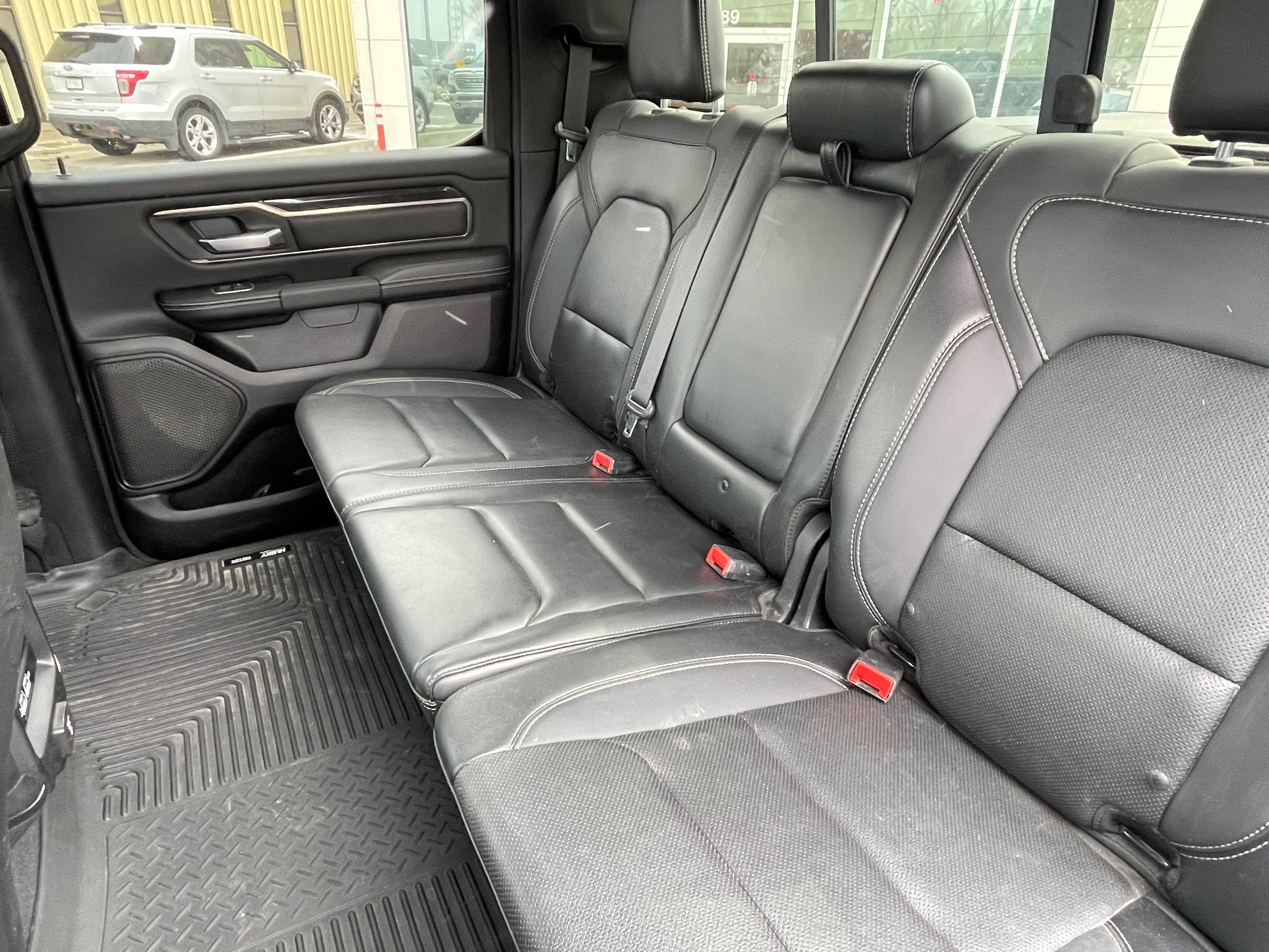 Ram RAM 1500 Crew Cab 4x4 (DT)  2019 à Regina, Saskatchewan