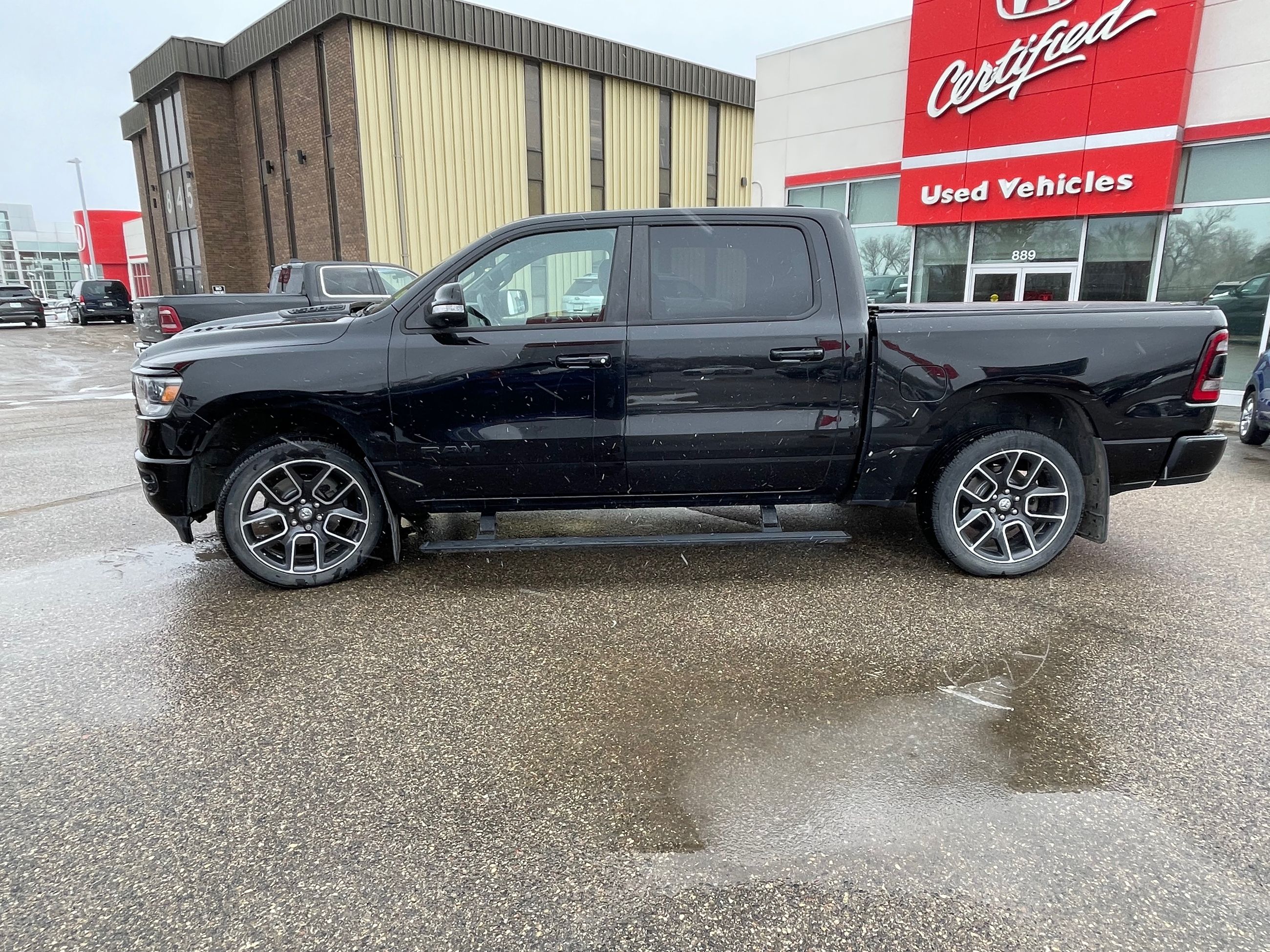 Ram RAM 1500 Crew Cab 4x4 (DT)  2019 à Regina, Saskatchewan