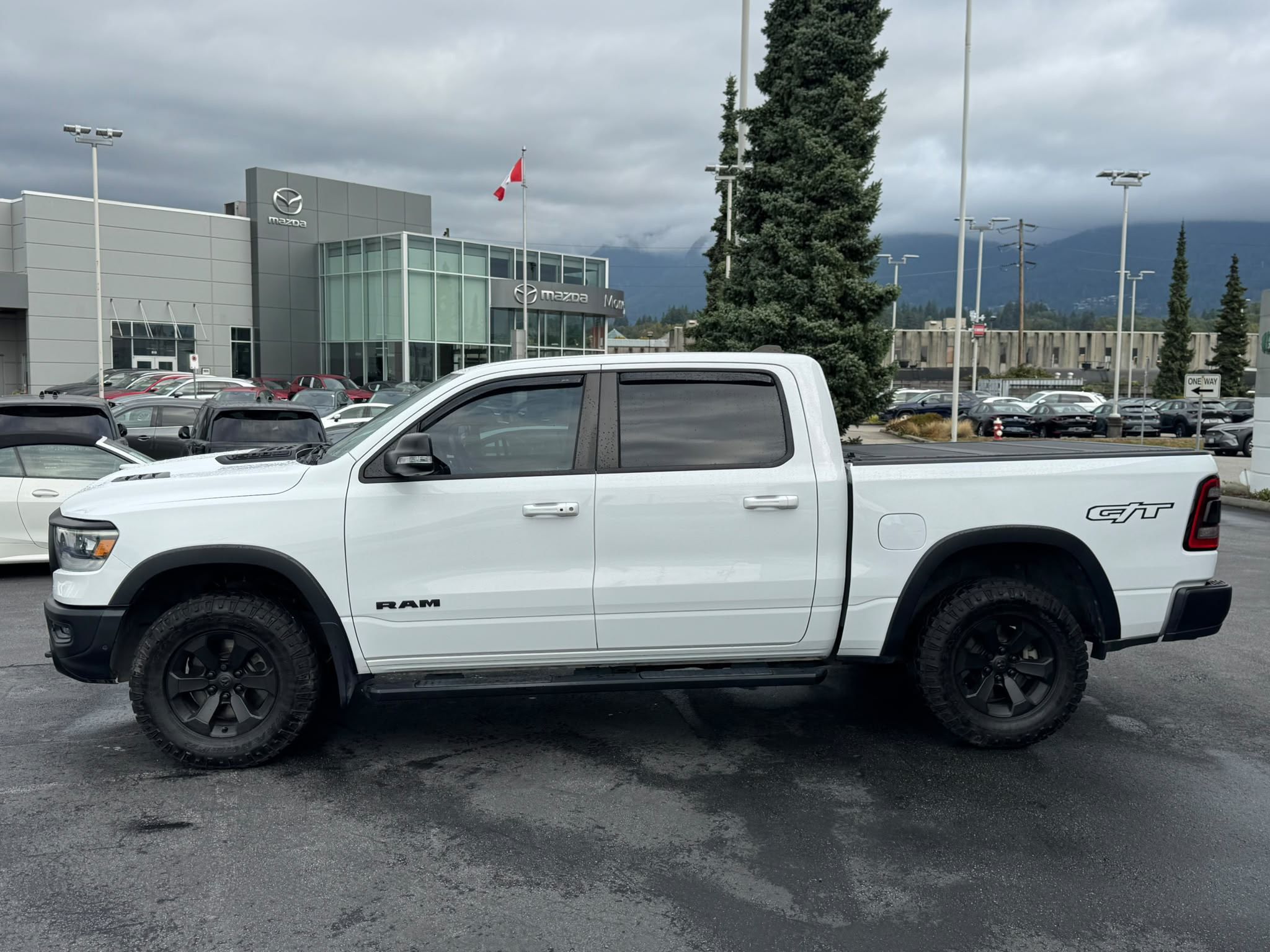 2022 Ram RAM 1500 Crew Cab 4x4 (DT)