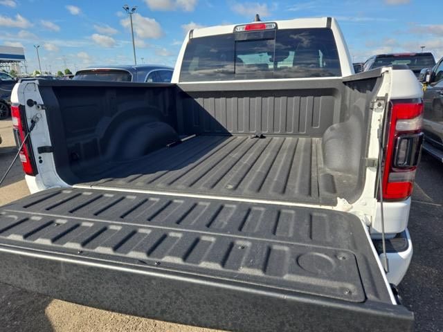 2023 Ram RAM 1500 Crew Cab 4x4 (dt) in Regina, Saskatchewan