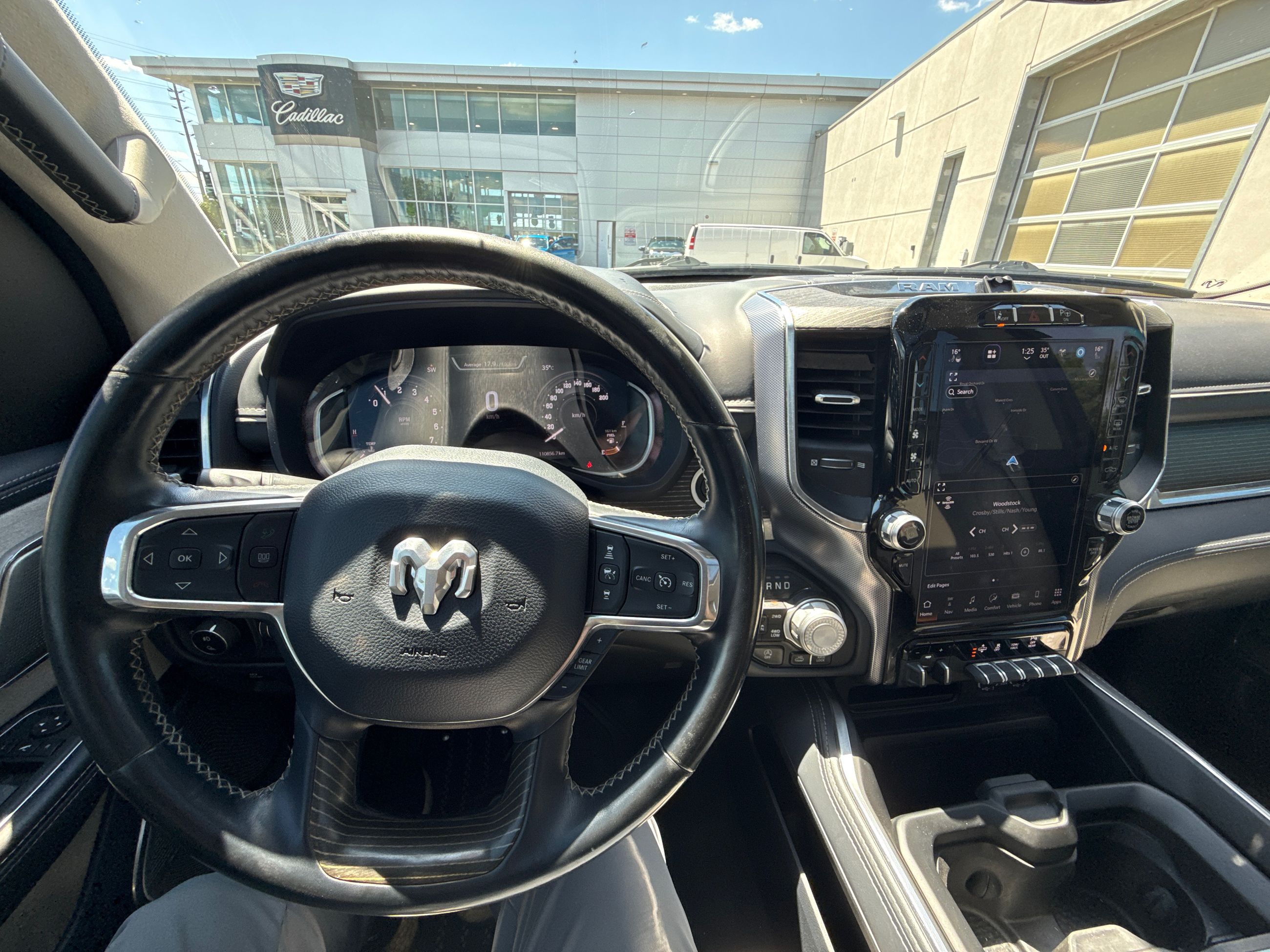 2023 Ram RAM 1500 Crew Cab 4x4 (DT)