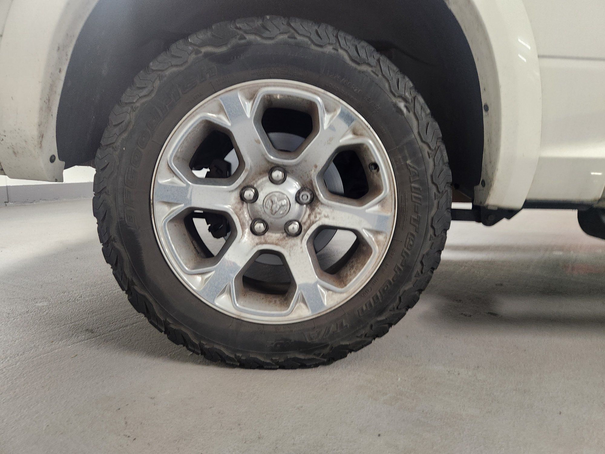 2017 Ram 1500 Crew Cab 4x4 in Vancouver, British Columbia