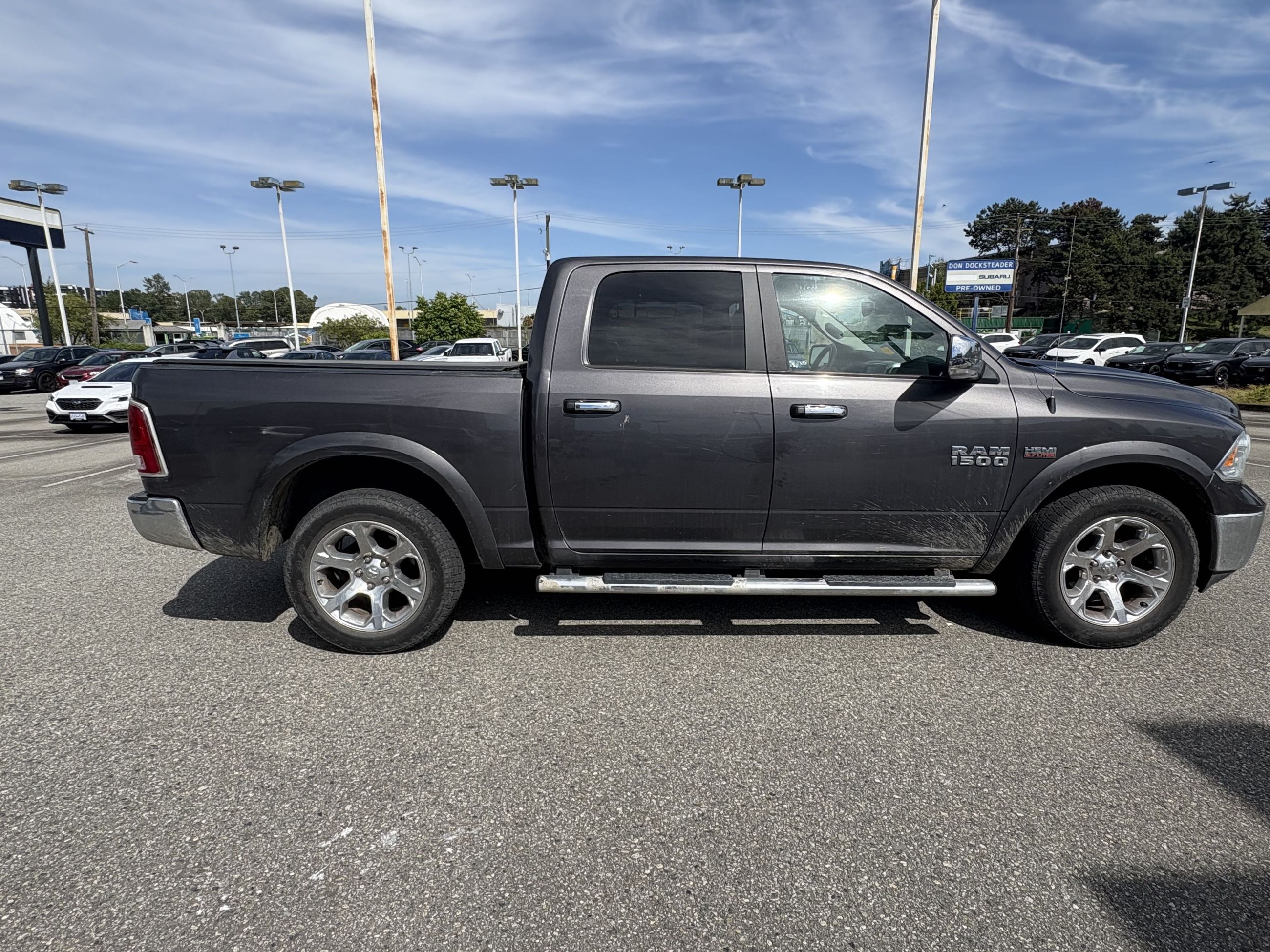 2017 Ram 1500 Crew Cab 4x4 in Vancouver, British Columbia