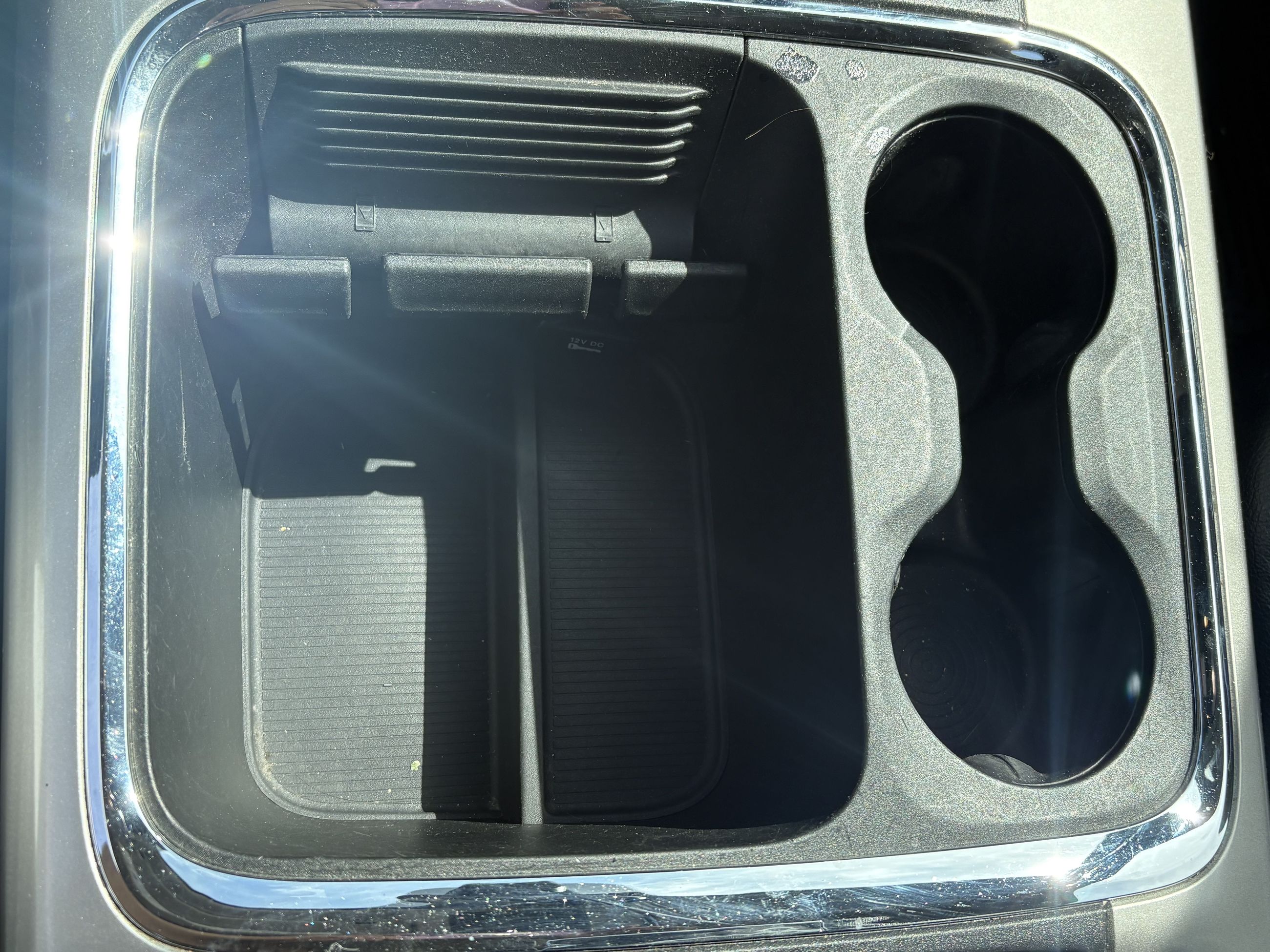 2017 Ram 1500 Crew Cab 4x4 in Vancouver, British Columbia