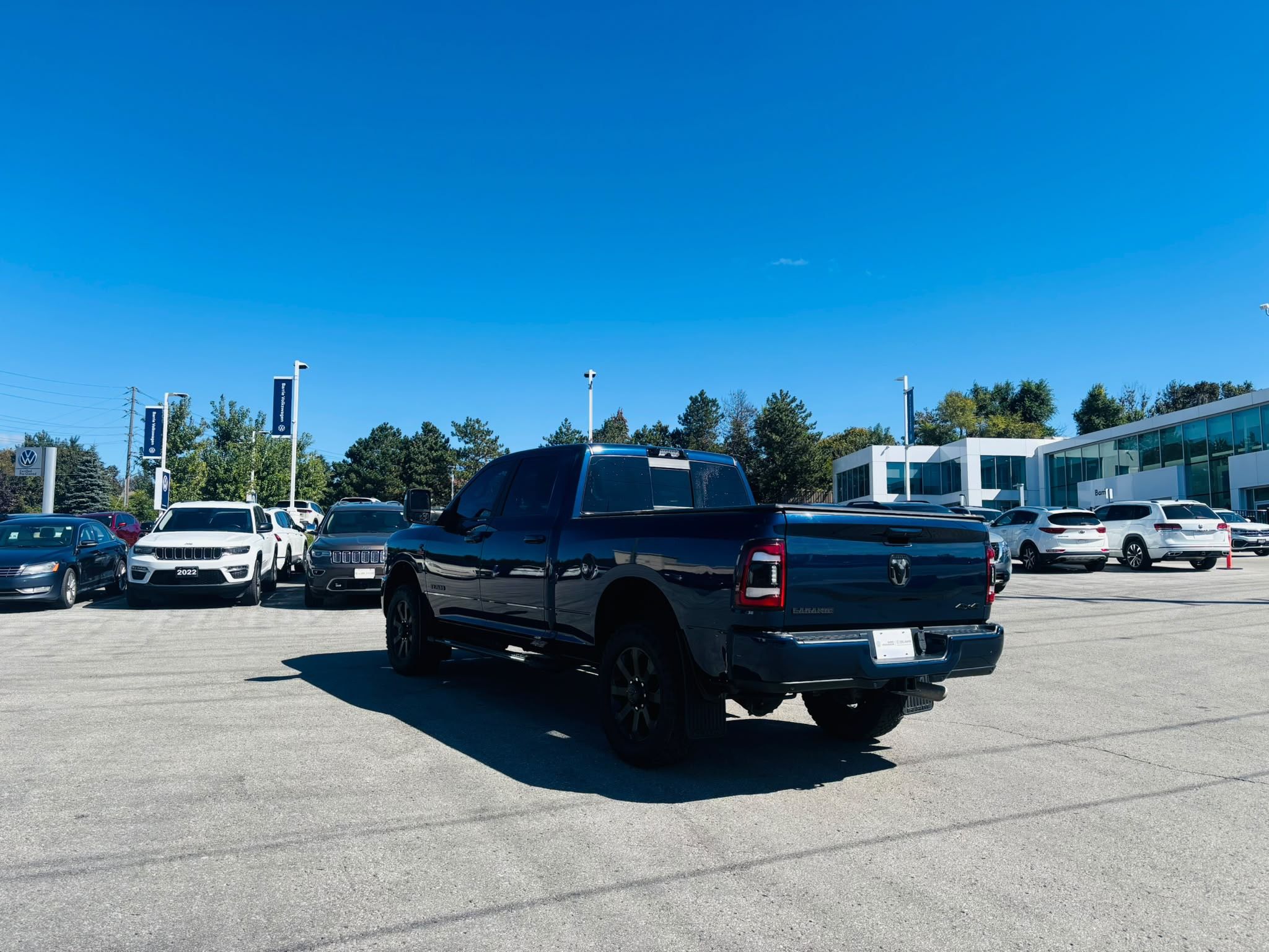 Photo 2023 Ram RAM 2500 Crew Cab 4x4 Laramie (149 WB 6'4 Box) #7