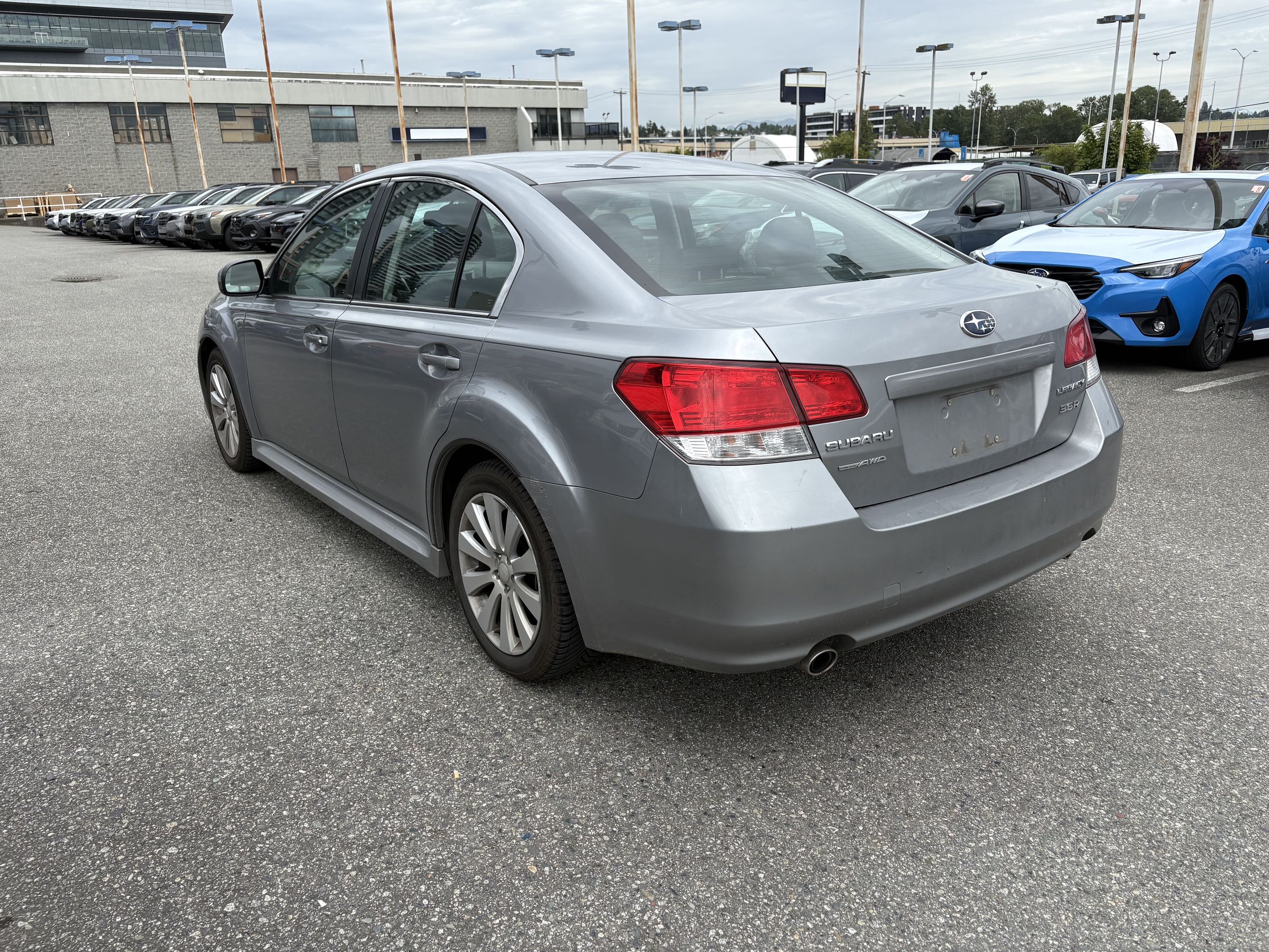Subaru Legacy  2011 à Vancouver, Colombie-Britannique
