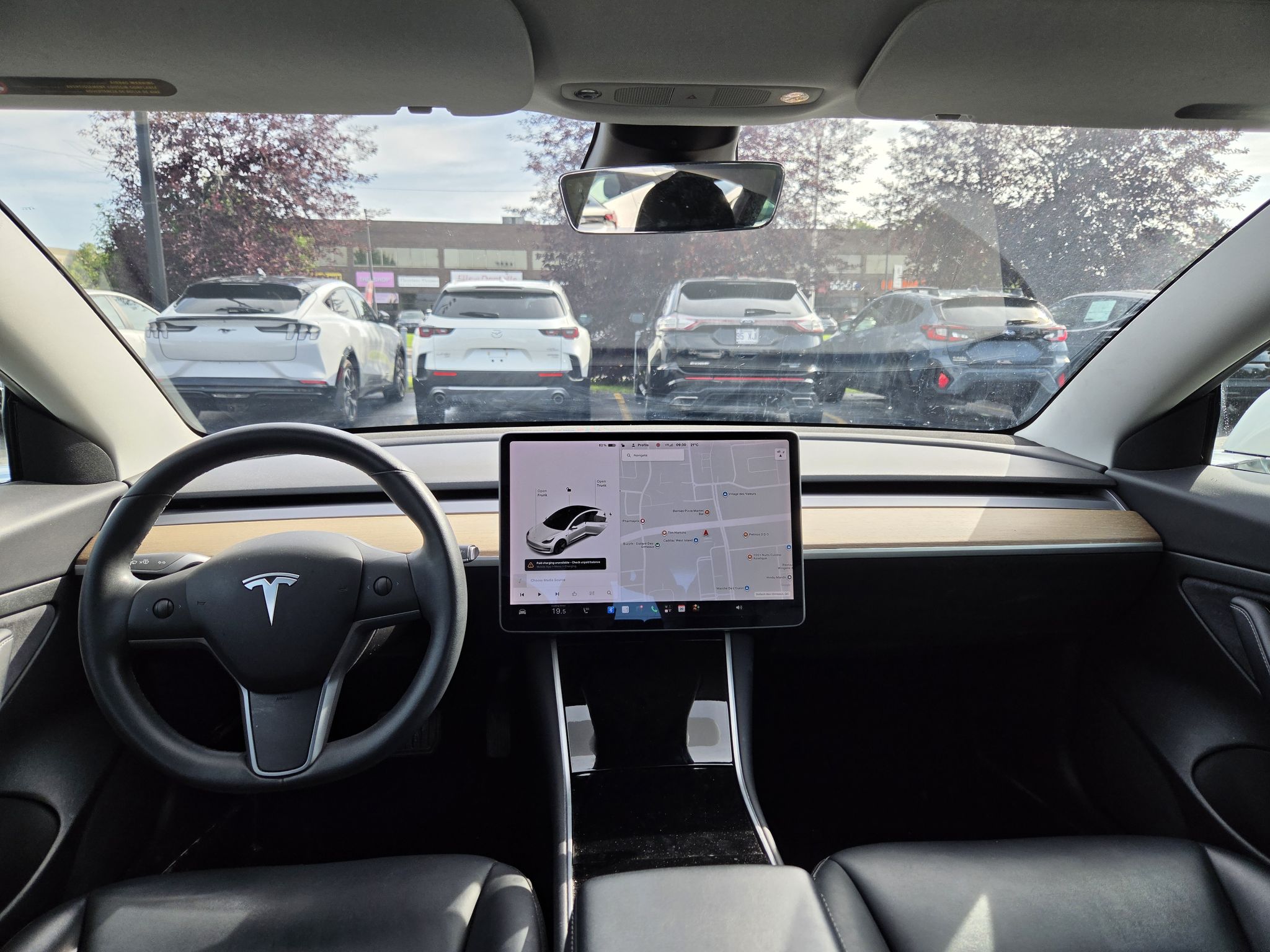 Tesla Model 3  2020