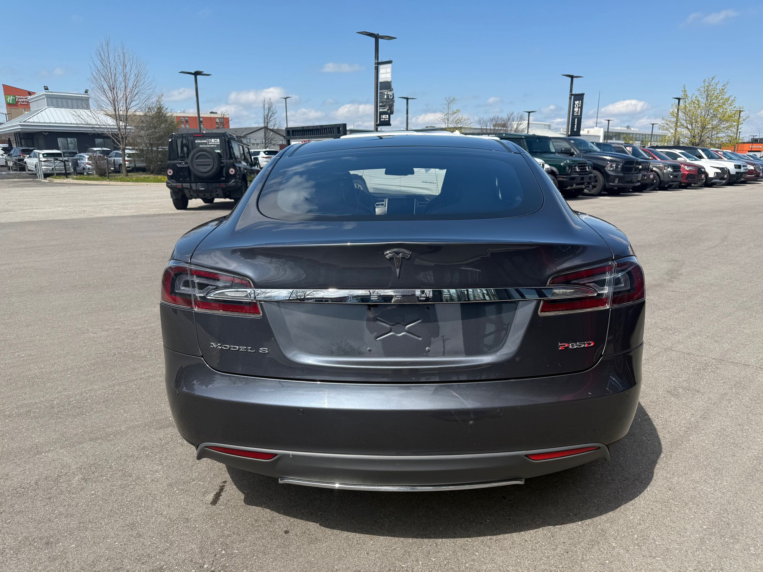 2015 Tesla Model S in Mississauga, Ontario
