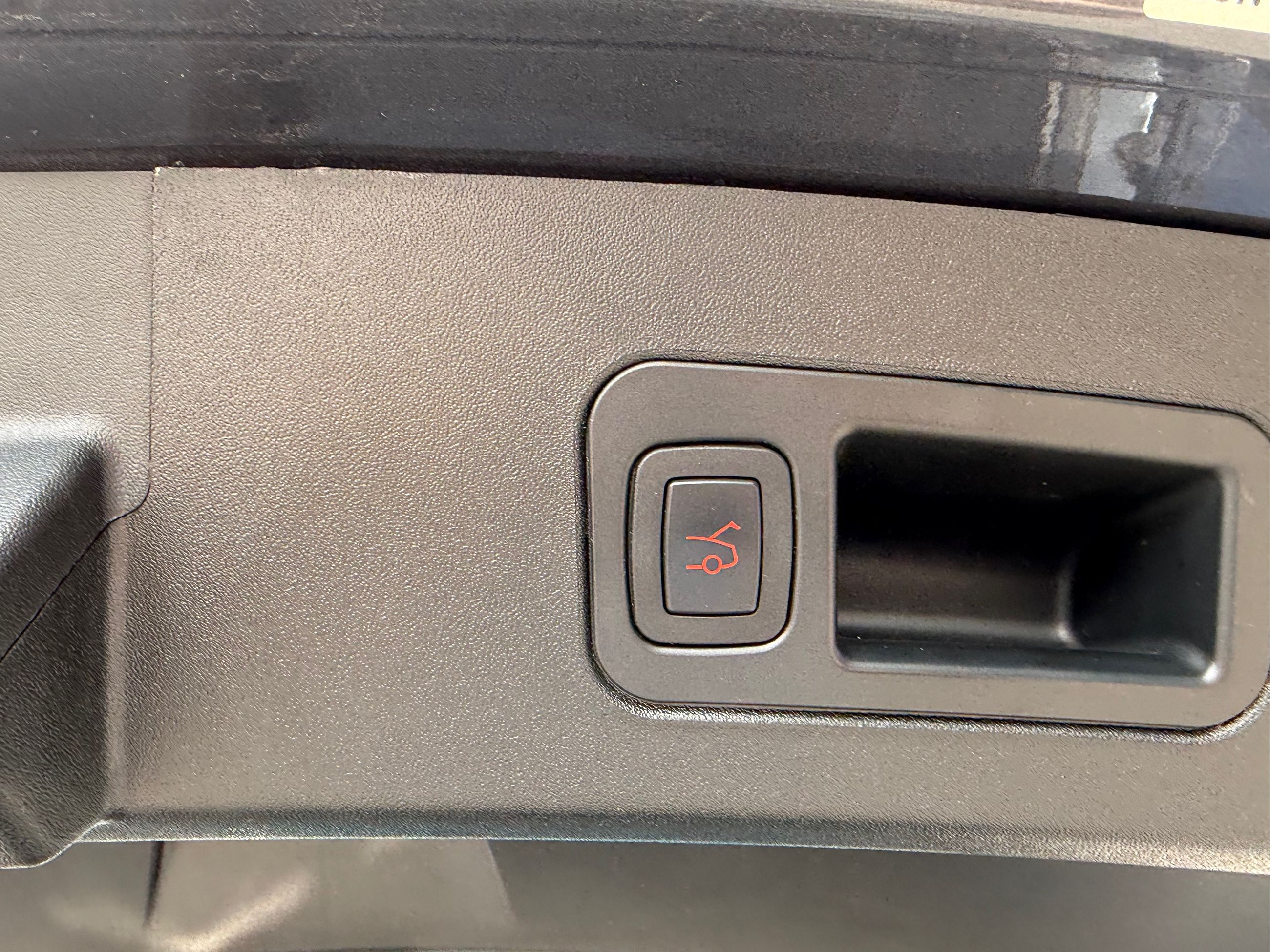 2015 Tesla Model S in Mississauga, Ontario