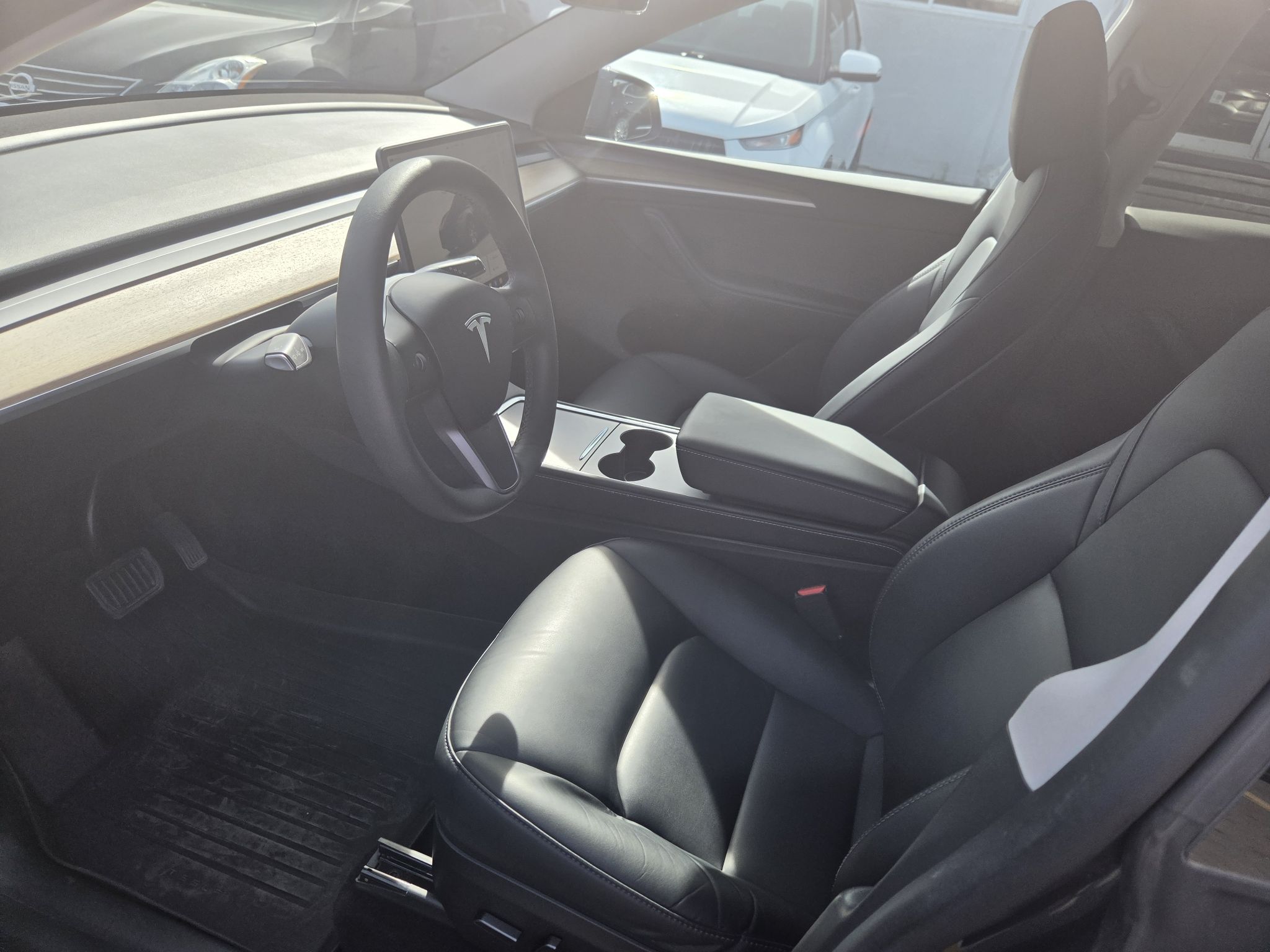 Tesla Model Y  2023
