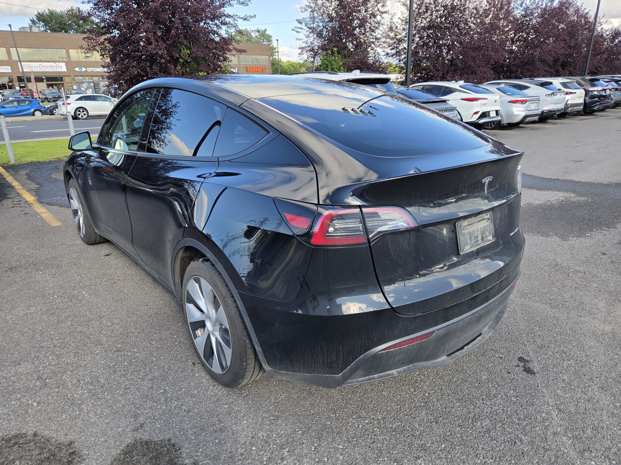 Tesla Model Y  2024 à Dollard-des-Ormeaux, Québec